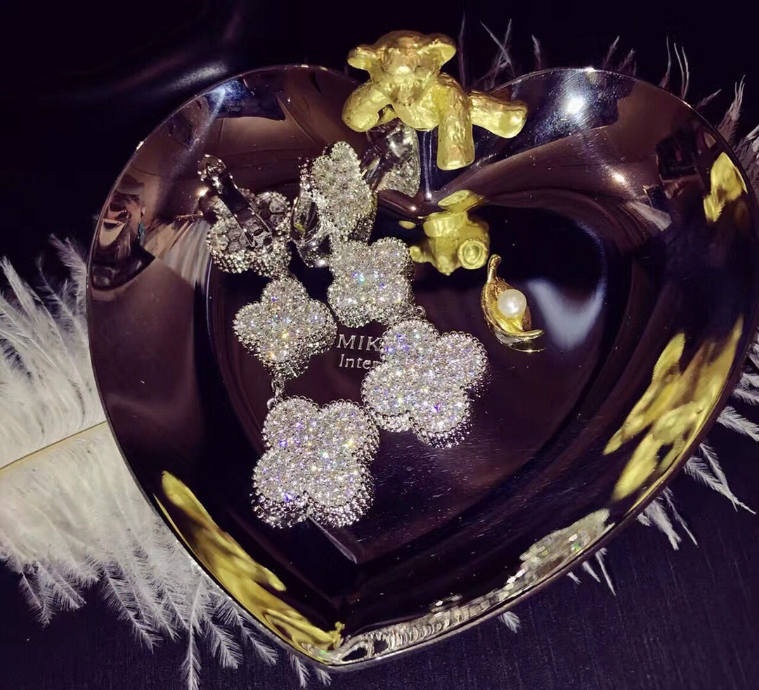 China Replica Van Cleef Arpels Earrings 45usd Only