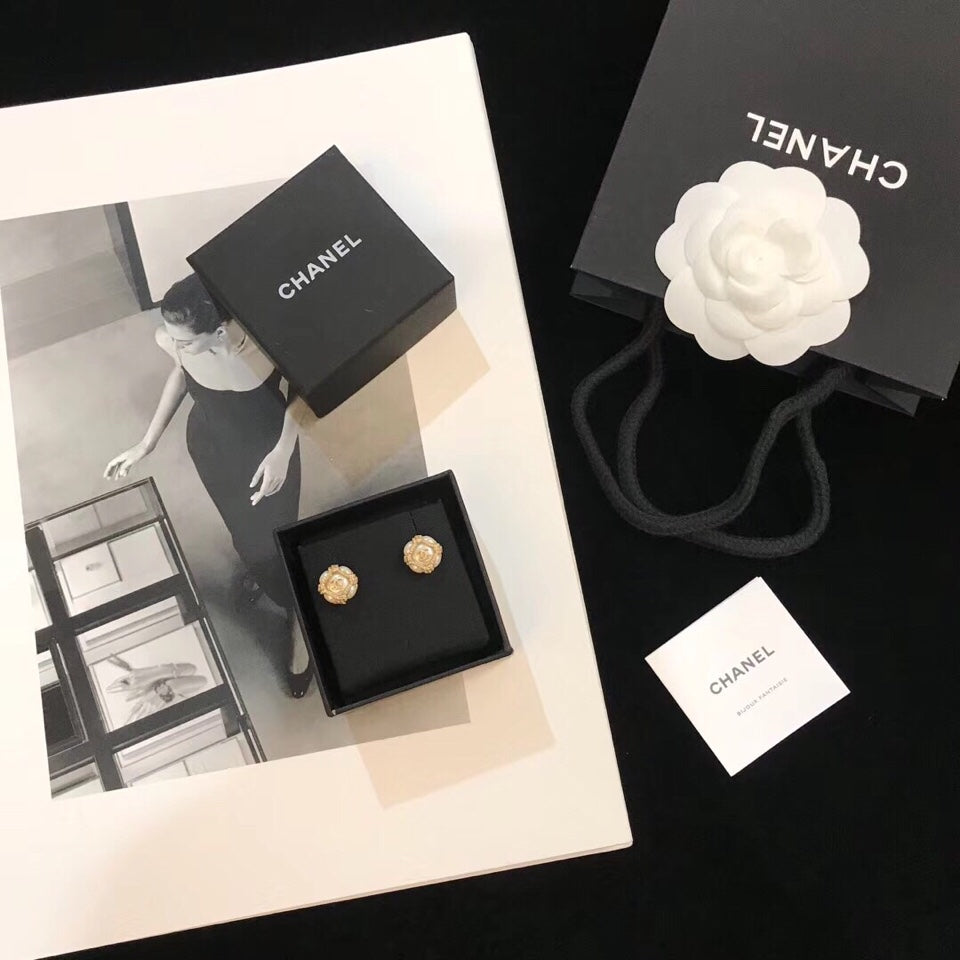 China Replica Chanel Earrings 28usd Only