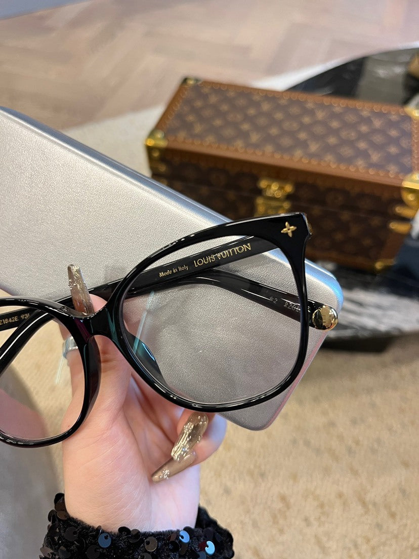 China Replica LV Sunglasses 40usd Only