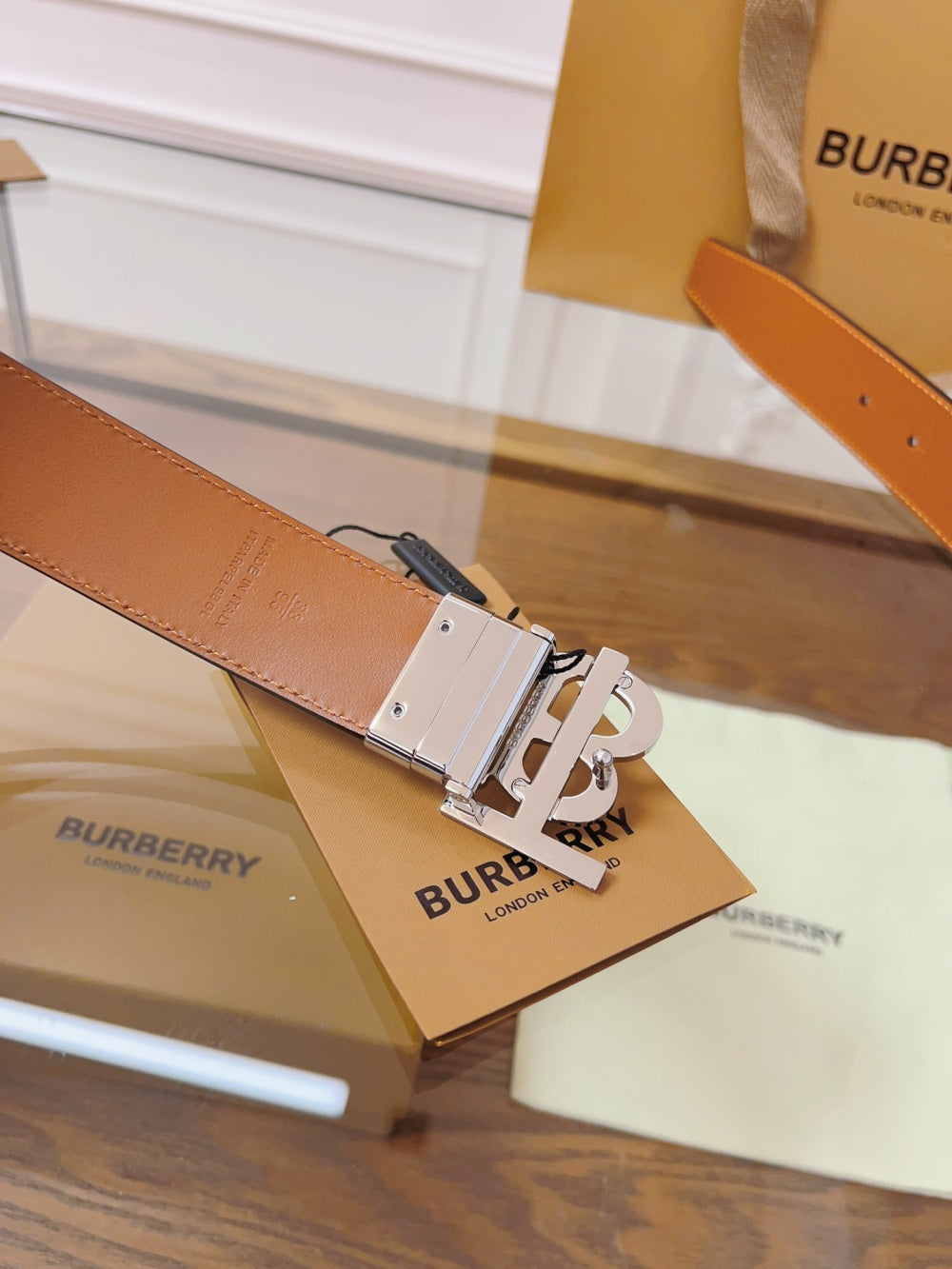 China Replica Burberry Belts 42usd Only
