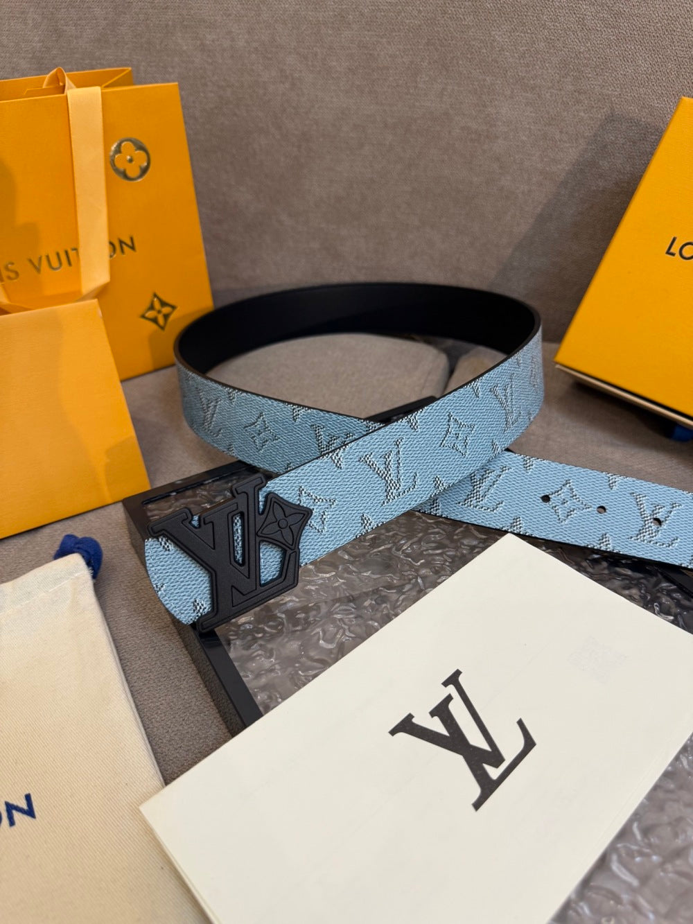China Replica LV Belts 51usd Only