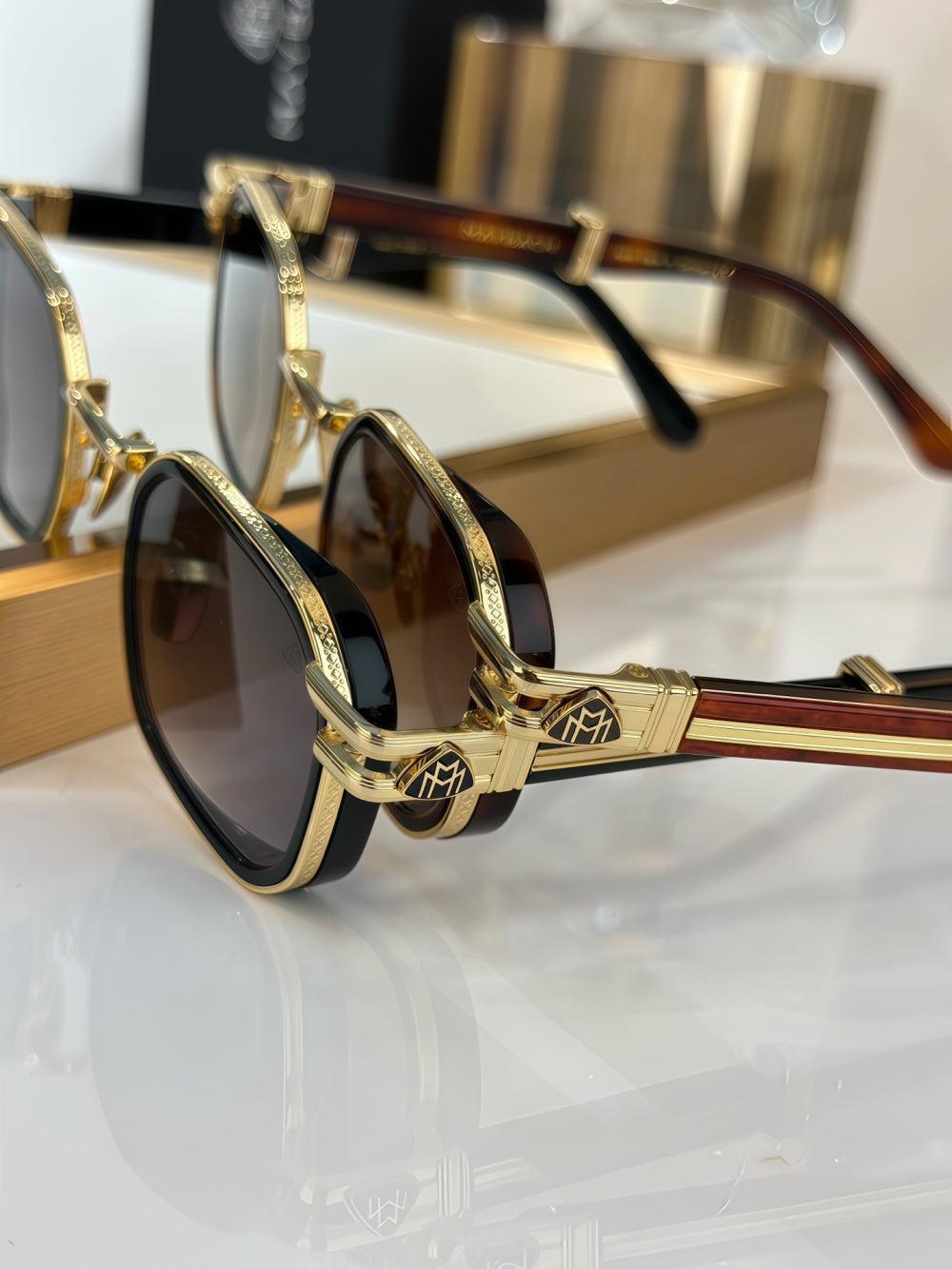 China Replica Maybach Sunglasses 78usd Only