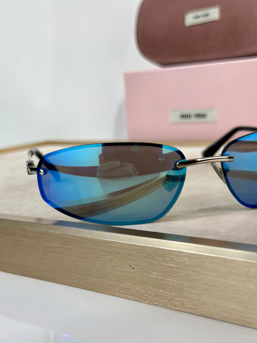 China Replica Miumiu Sunglasses 72usd Only