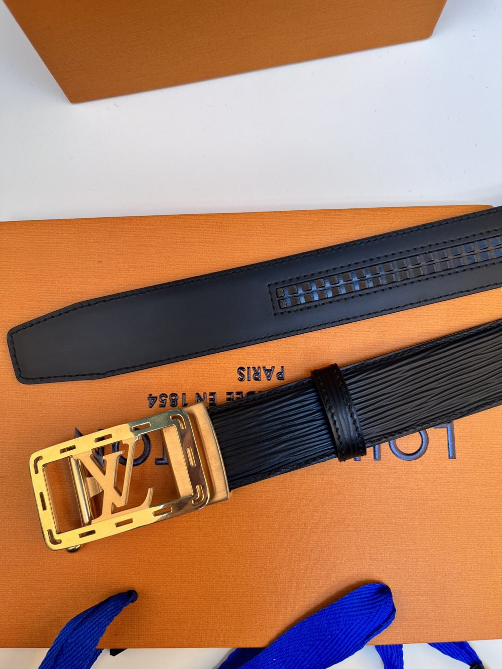 China Replica LV Belts 57usd Only