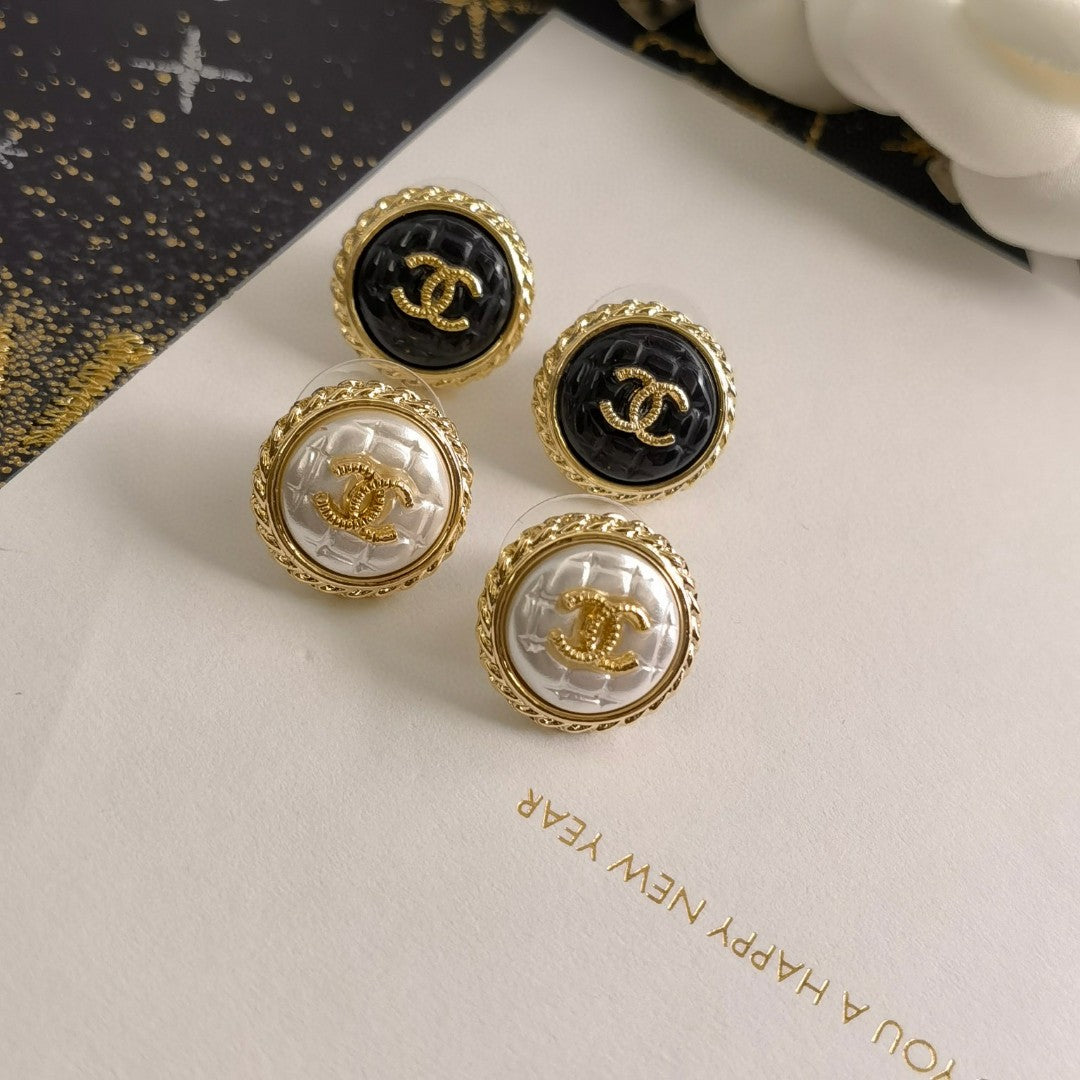 China Replica Chanel Earrings 18usd Only