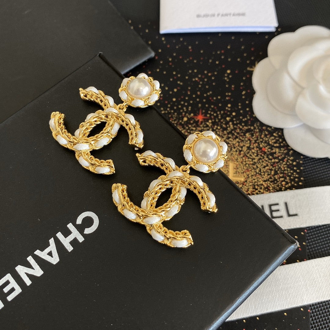 China Replica Chanel Earrings 20usd Only