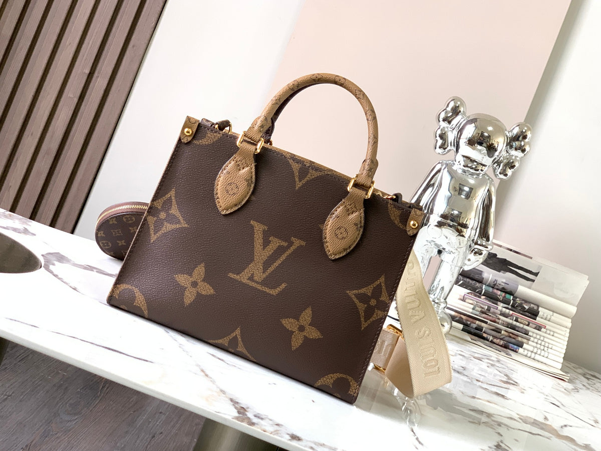 China Replica LV Handbags 255usd Only