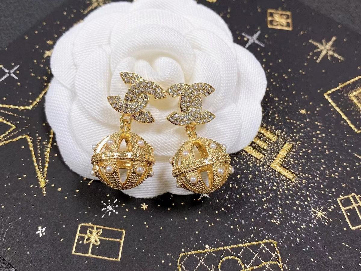 China Replica Chanel Earrings 28usd Only