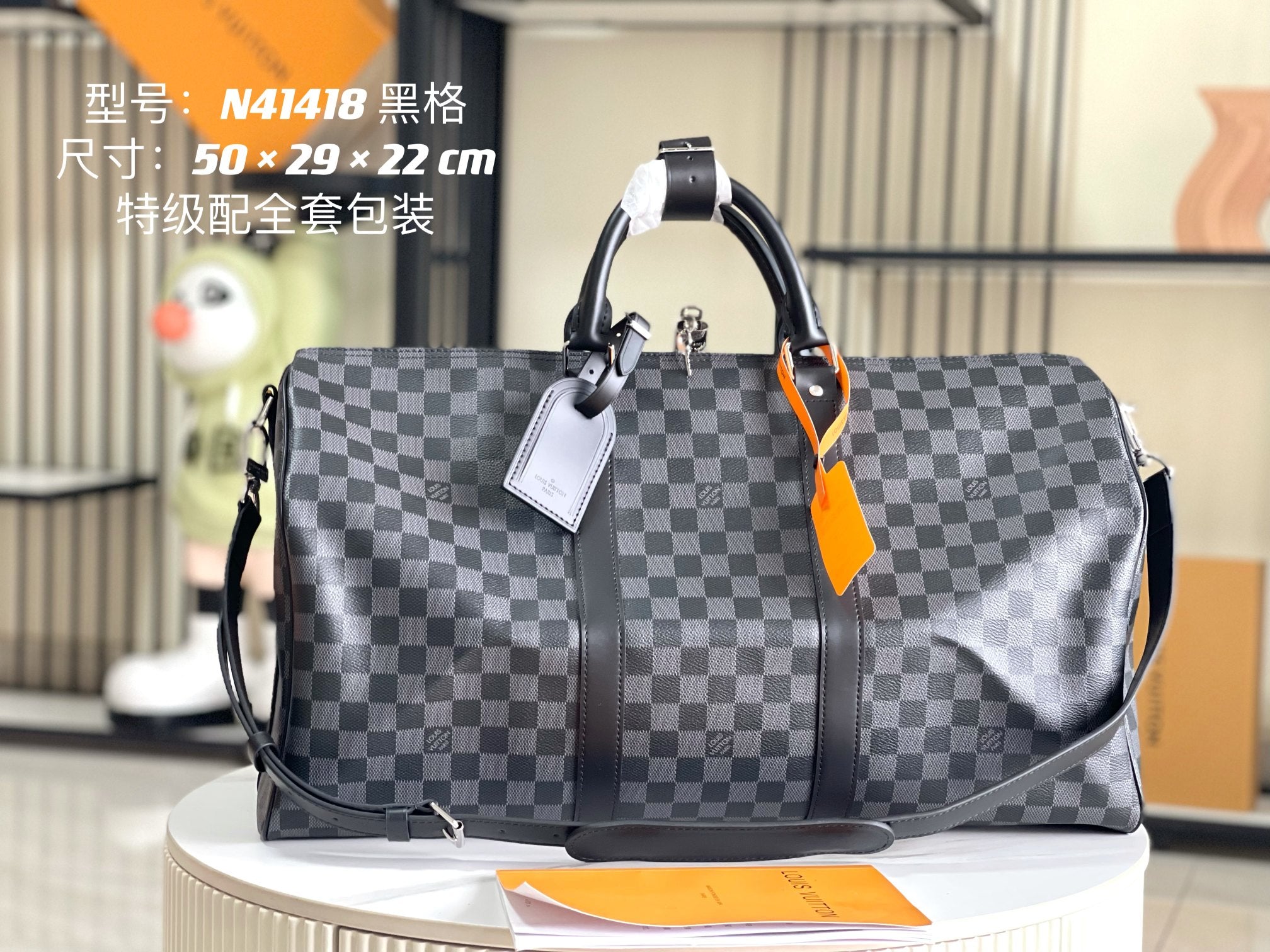 China Replica LV Handbags 315usd Only