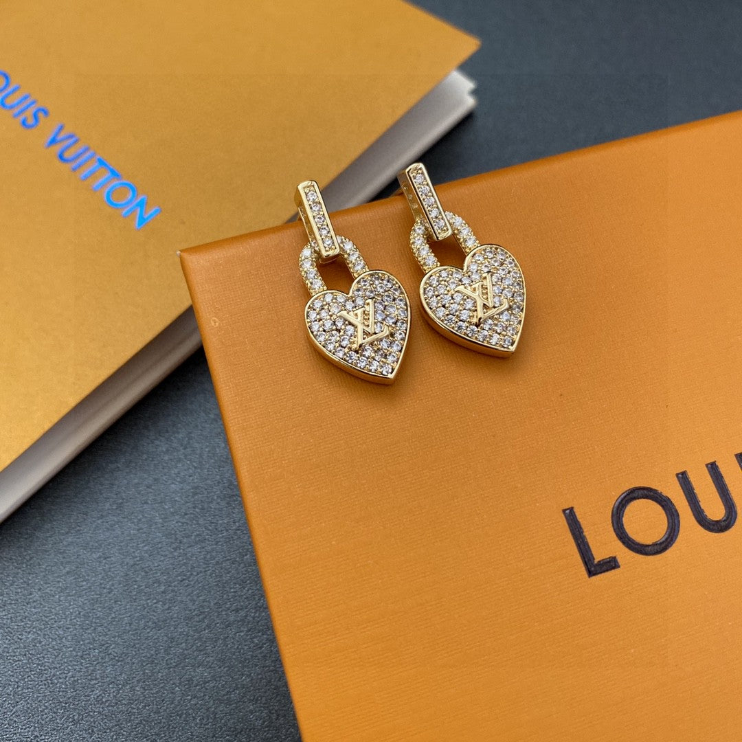 China Replica LV Earrings 25usd Only