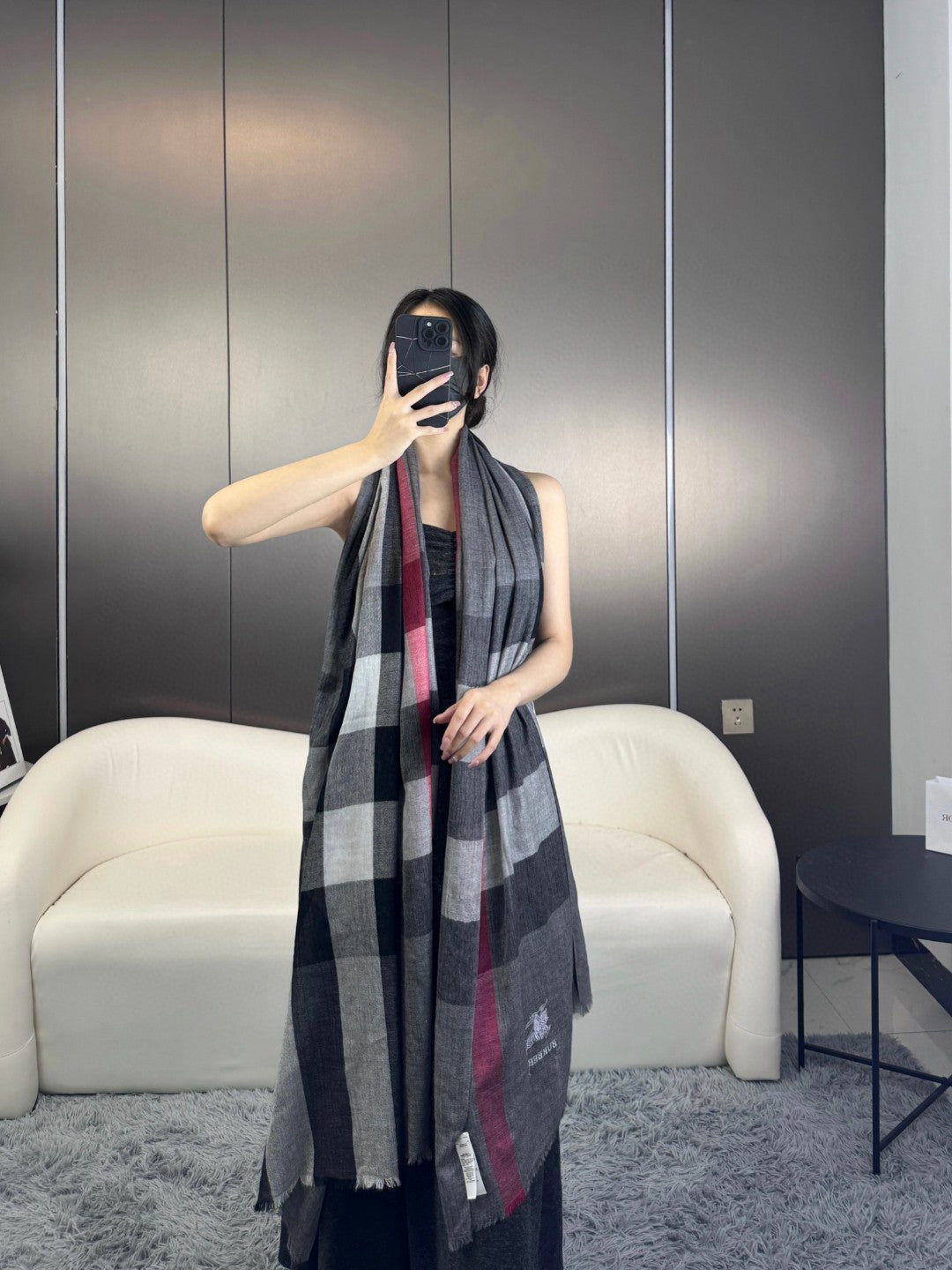 China Replica Burberry Scarf 56usd Only