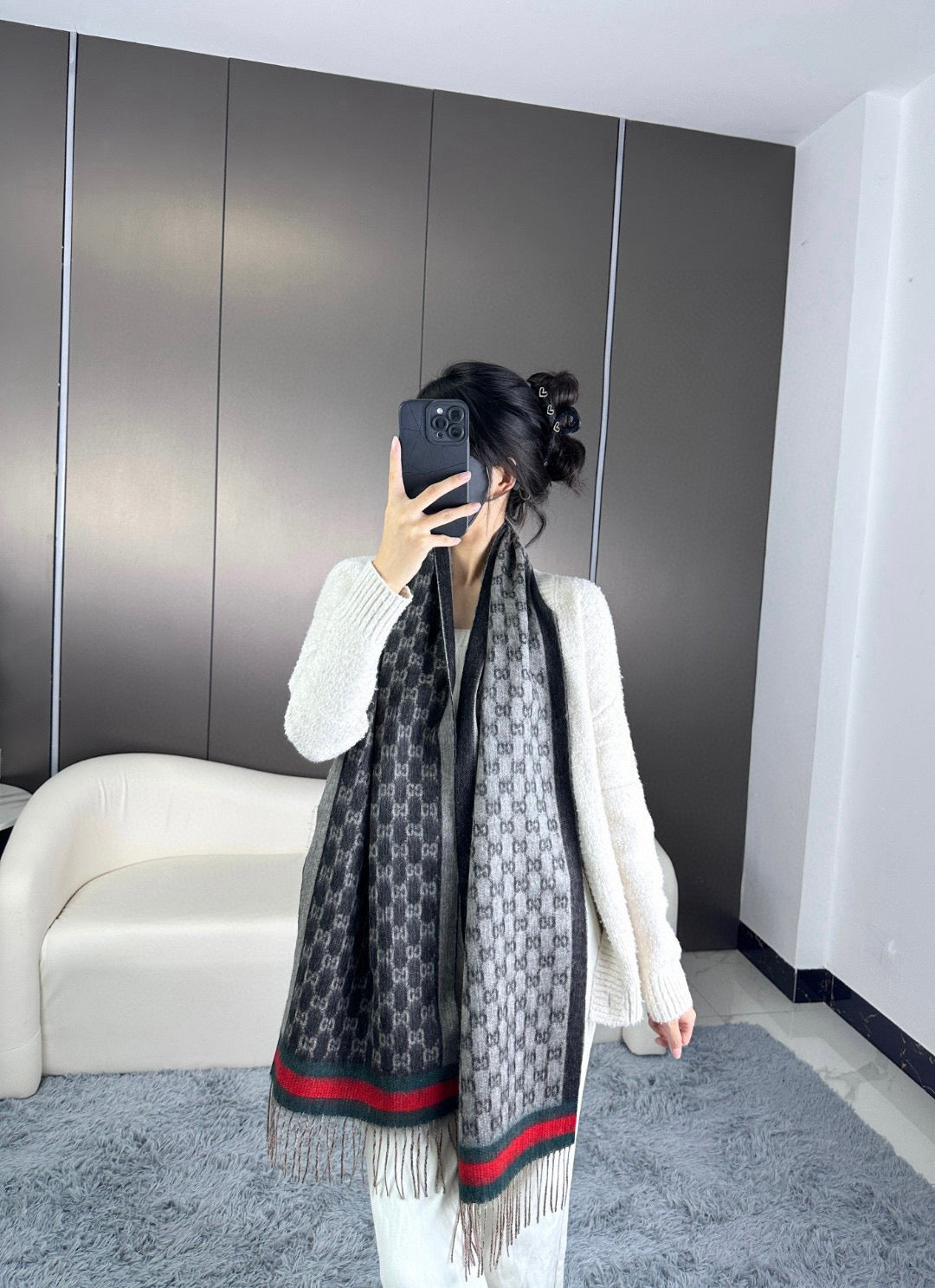 China Replica Gucci Scarf 38usd Only
