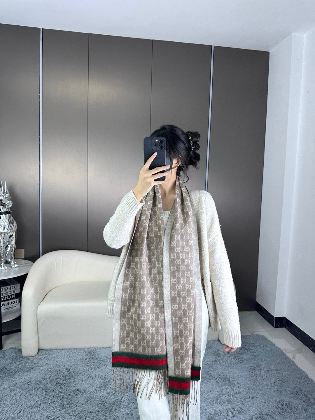 China Replica Gucci Scarf 38usd Only