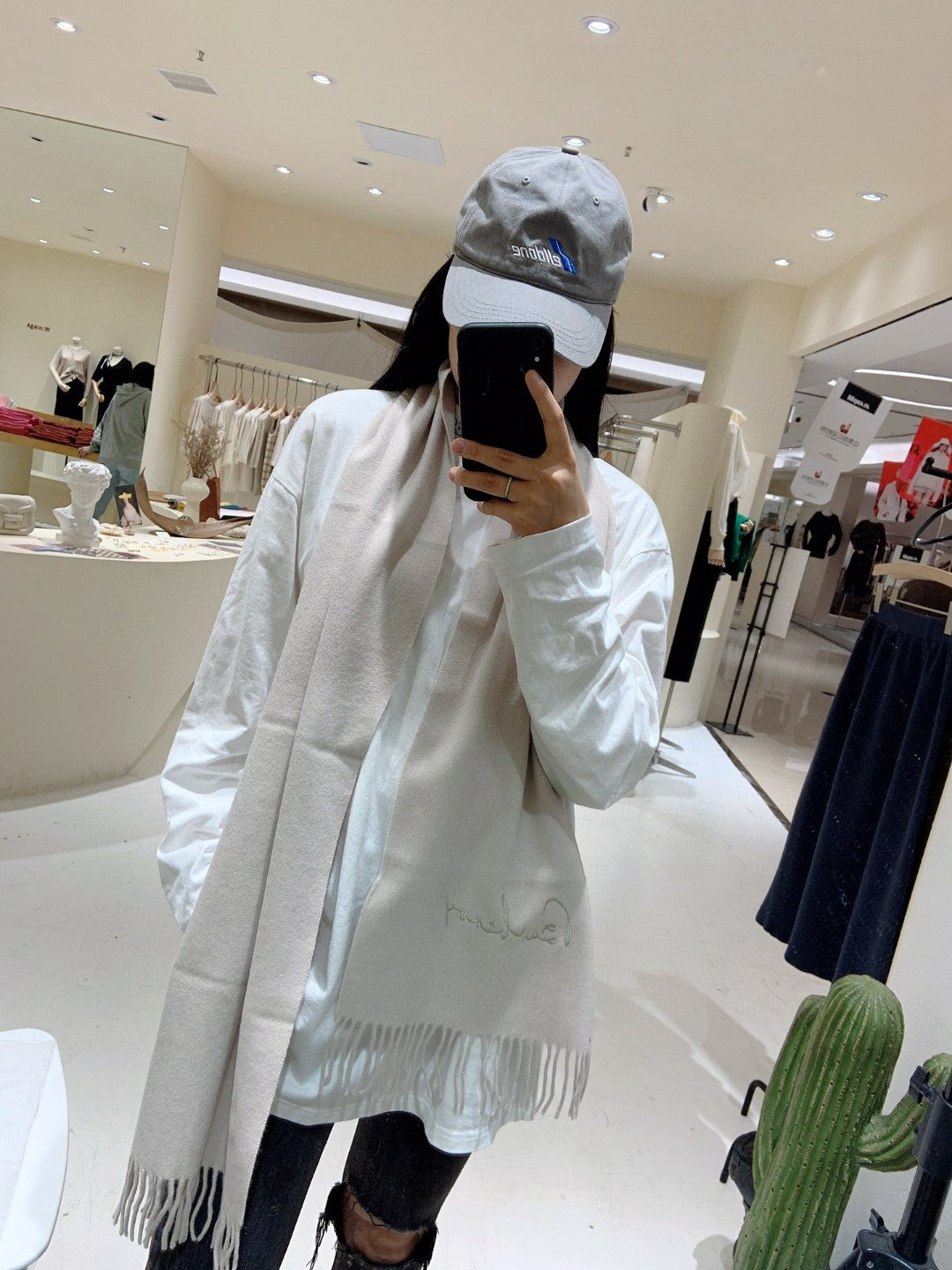 China Replica Burberry Scarf 62usd Only