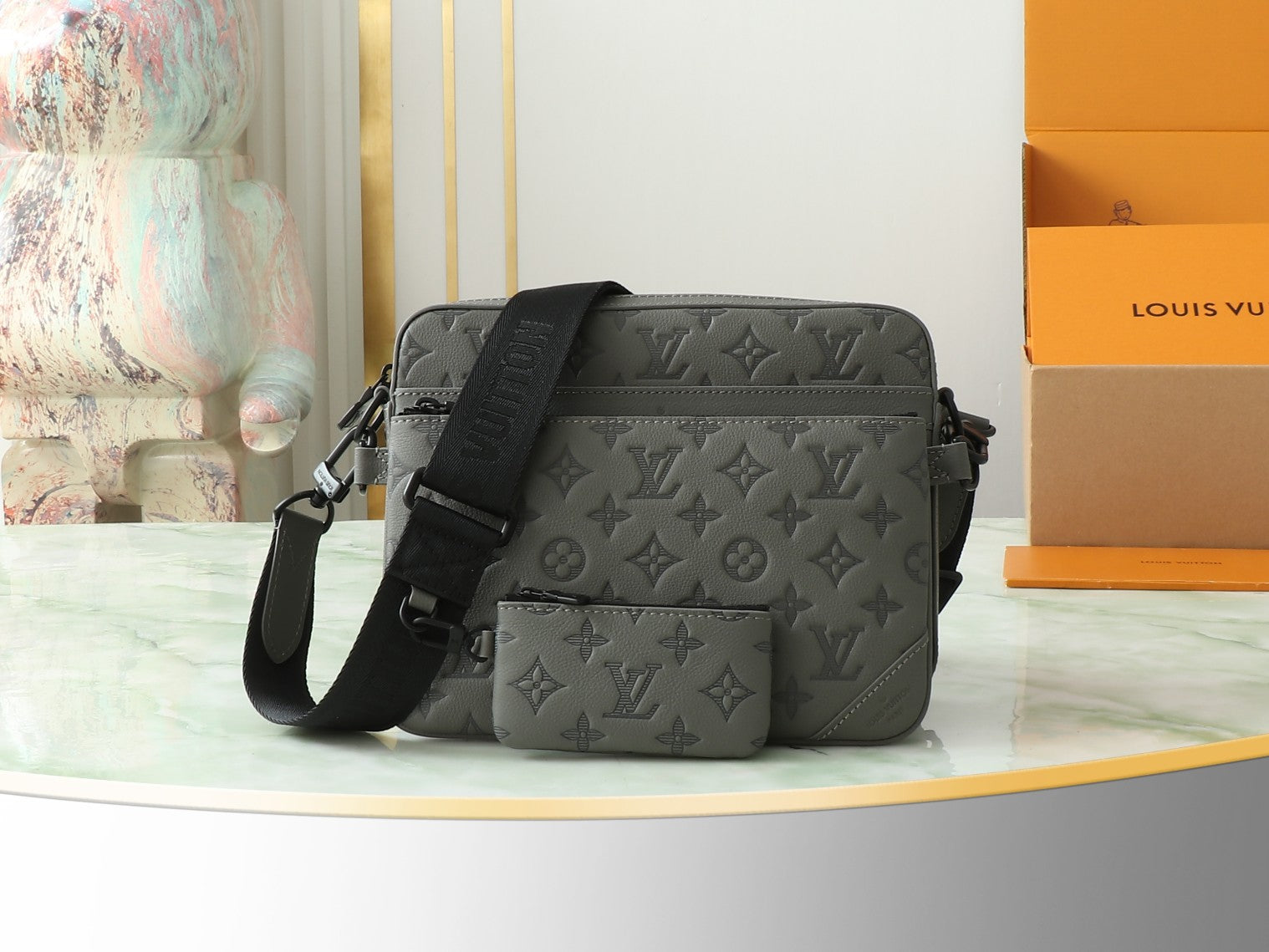 China Replica LV Handbags 171usd Only