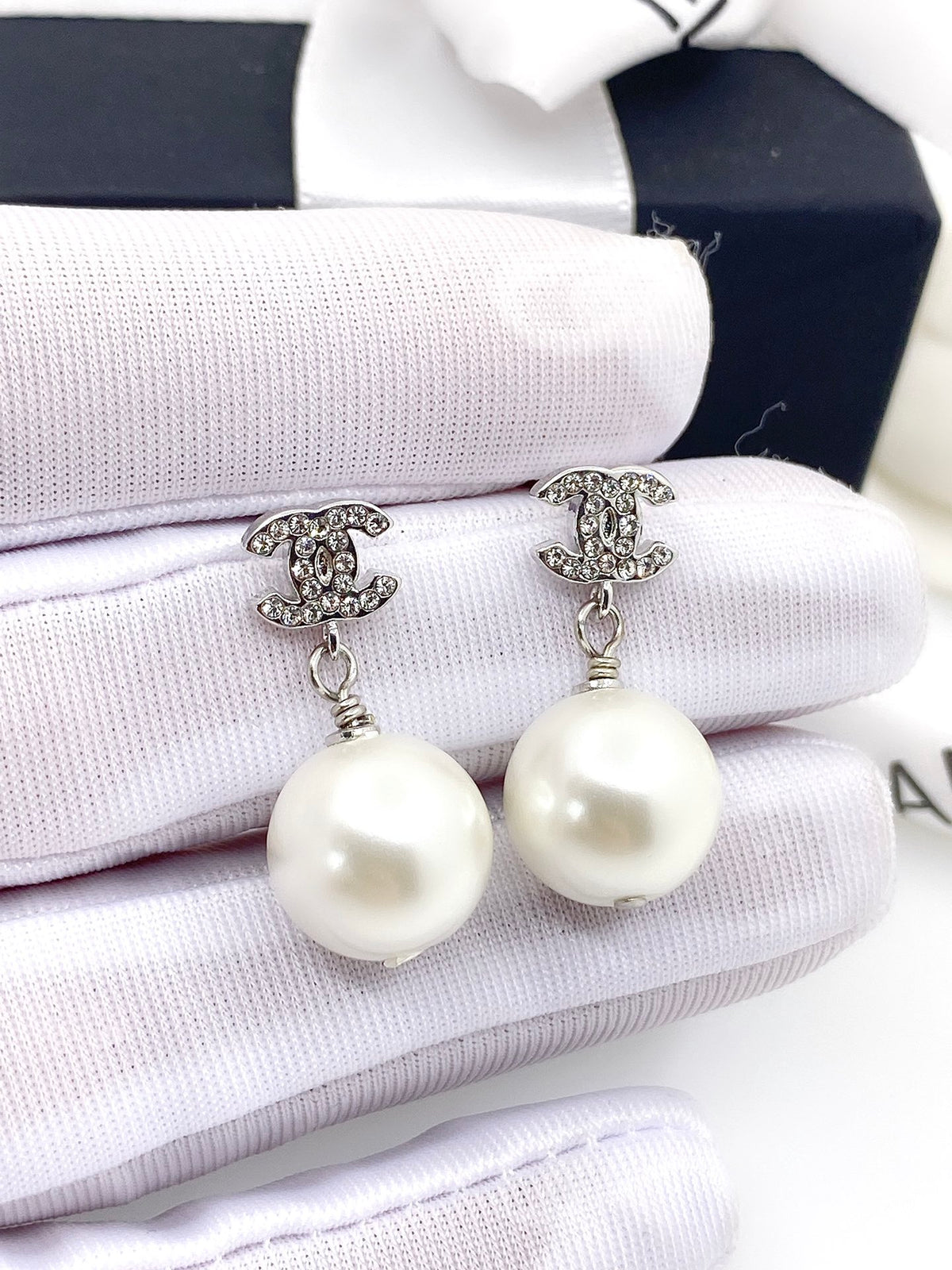 China Replica Chanel Earrings 18usd Only