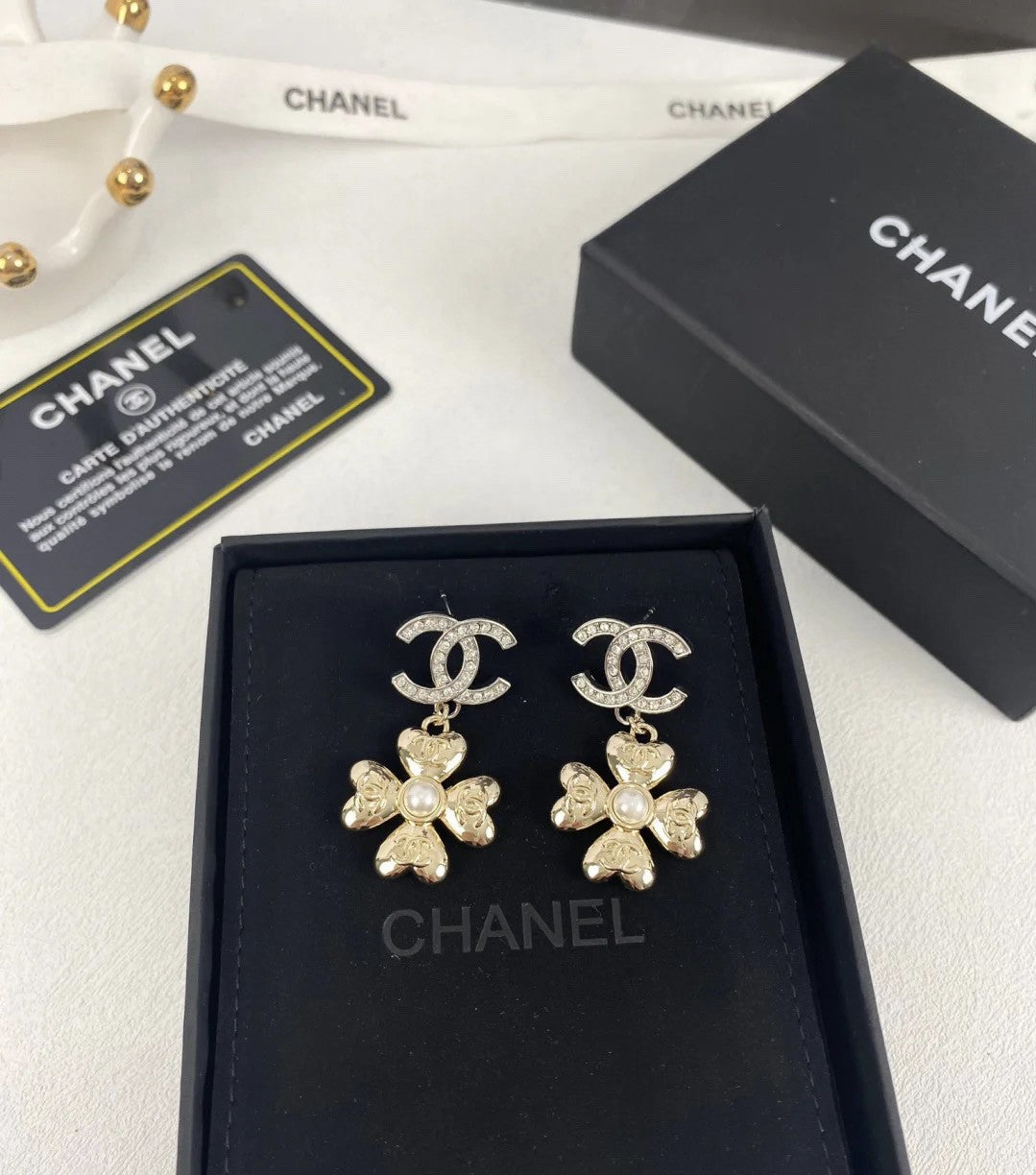 China Replica Gucci Earrings 28usd Only