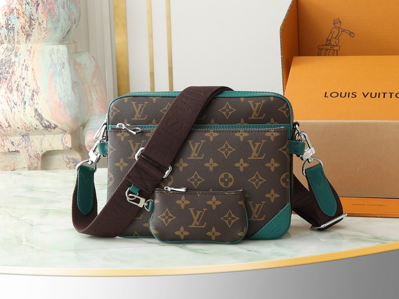 China Replica LV Handbags 138usd Only
