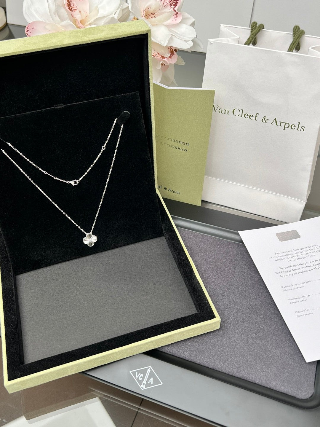 China Replica Van Cleef Arpels Rings 55usd Only