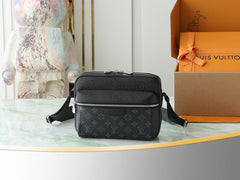 China Replica LV Handbags 126usd Only
