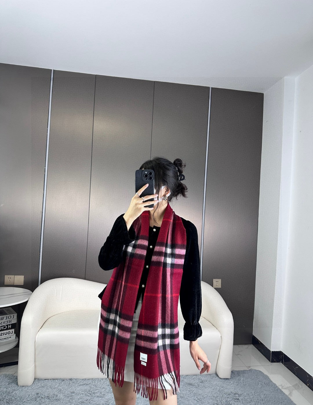 China Replica Burberry Scarf 44usd Only