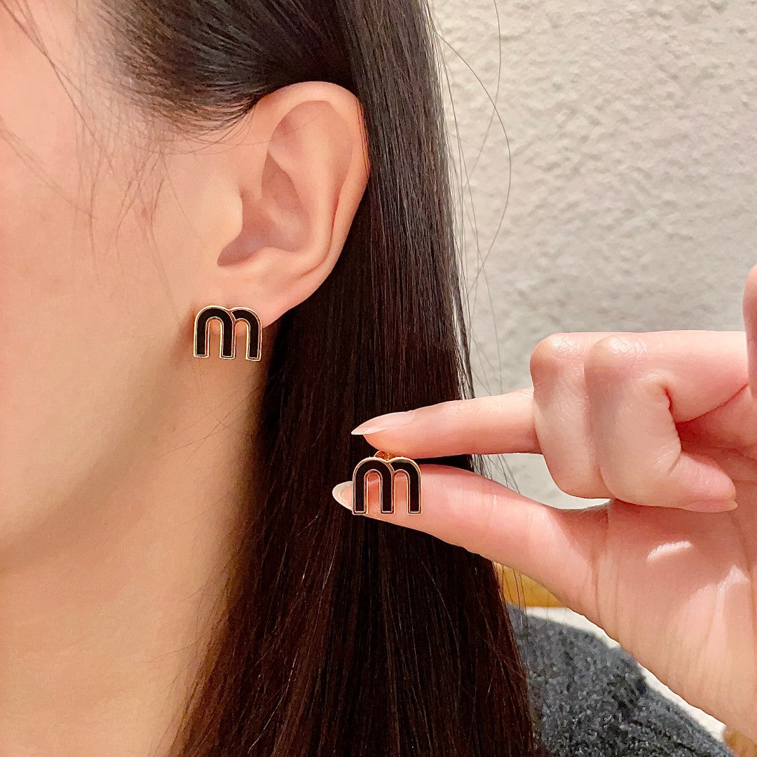 China Replica Miumiu Earrings 25usd Only