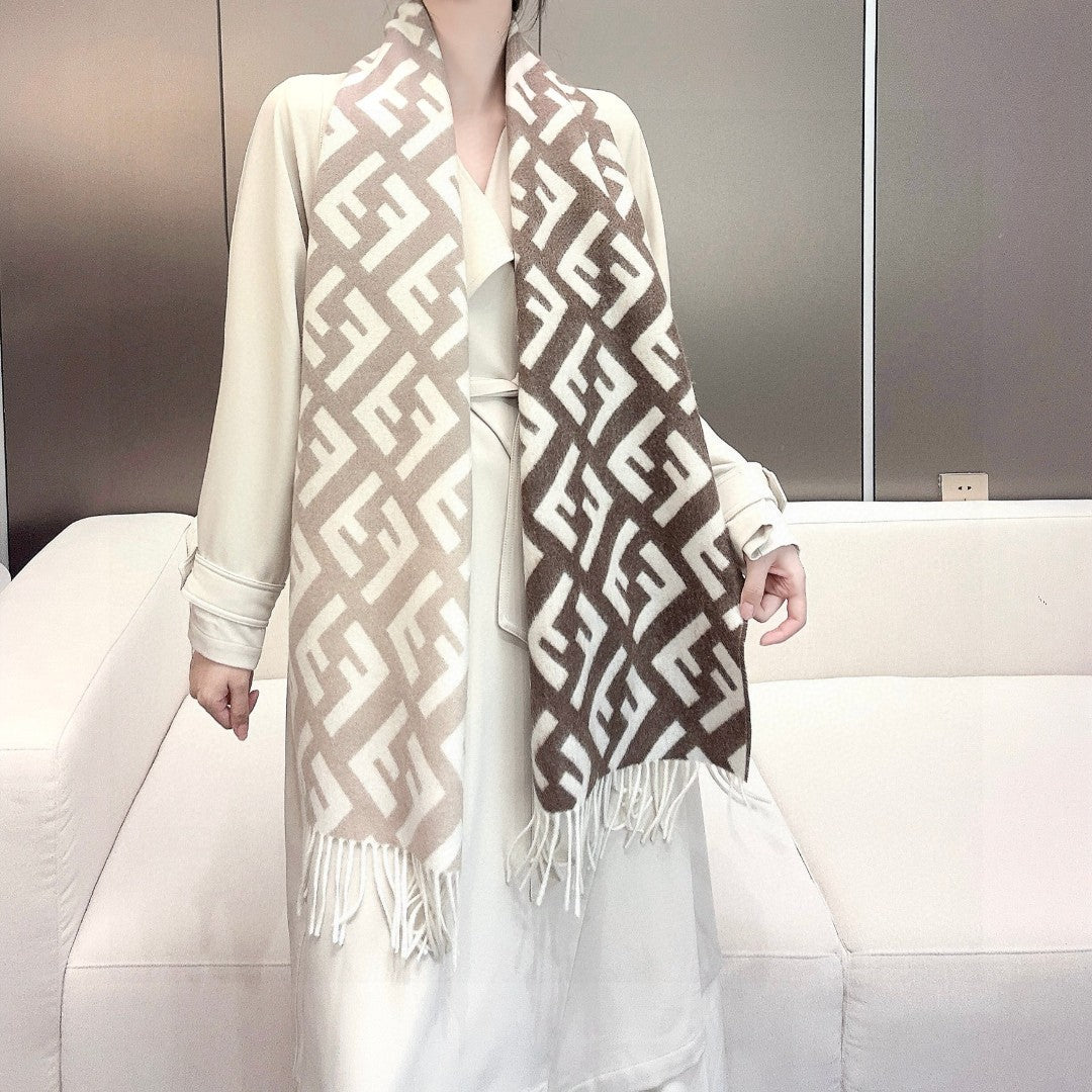 China Replica Fendi Scarf 58usd Only