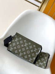 China Replica LV Handbags 111usd Only