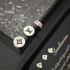 China Replica LV Earrings 28usd Only