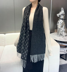 China Replica LV Scarf 42usd Only