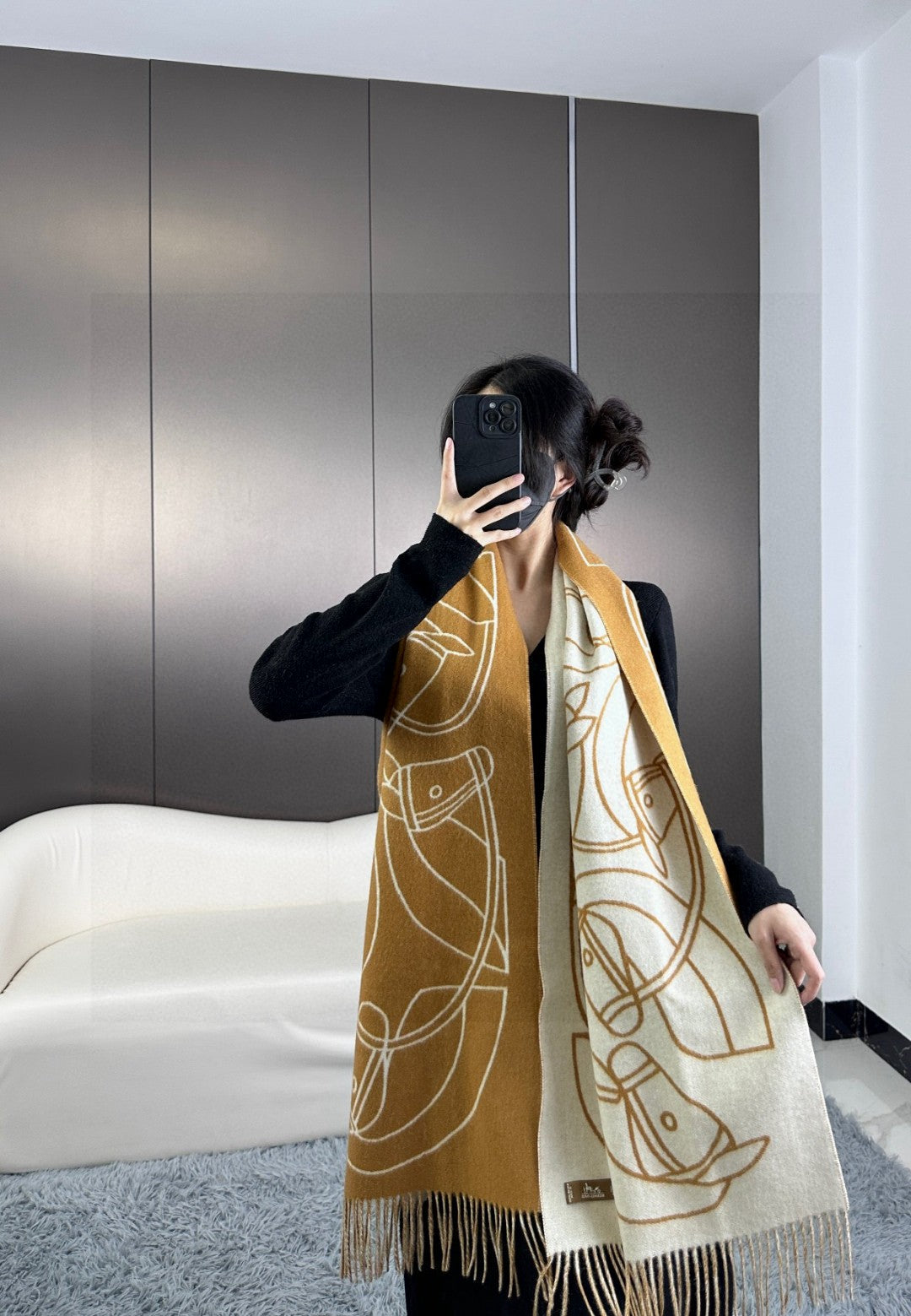 China Replica Hermes Scarf 44usd Only