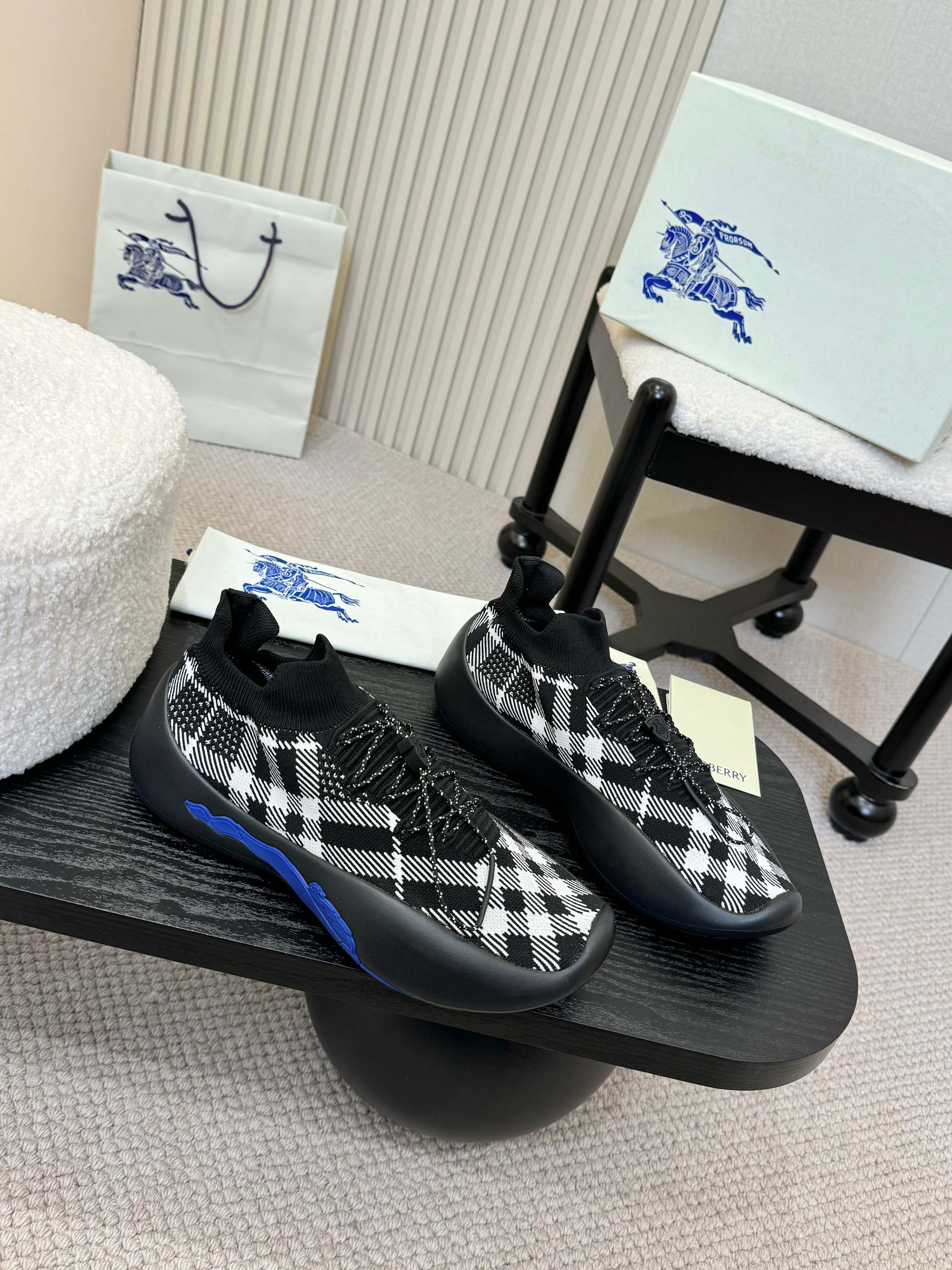 China Replica Burberry Women Shoes 102usd Only