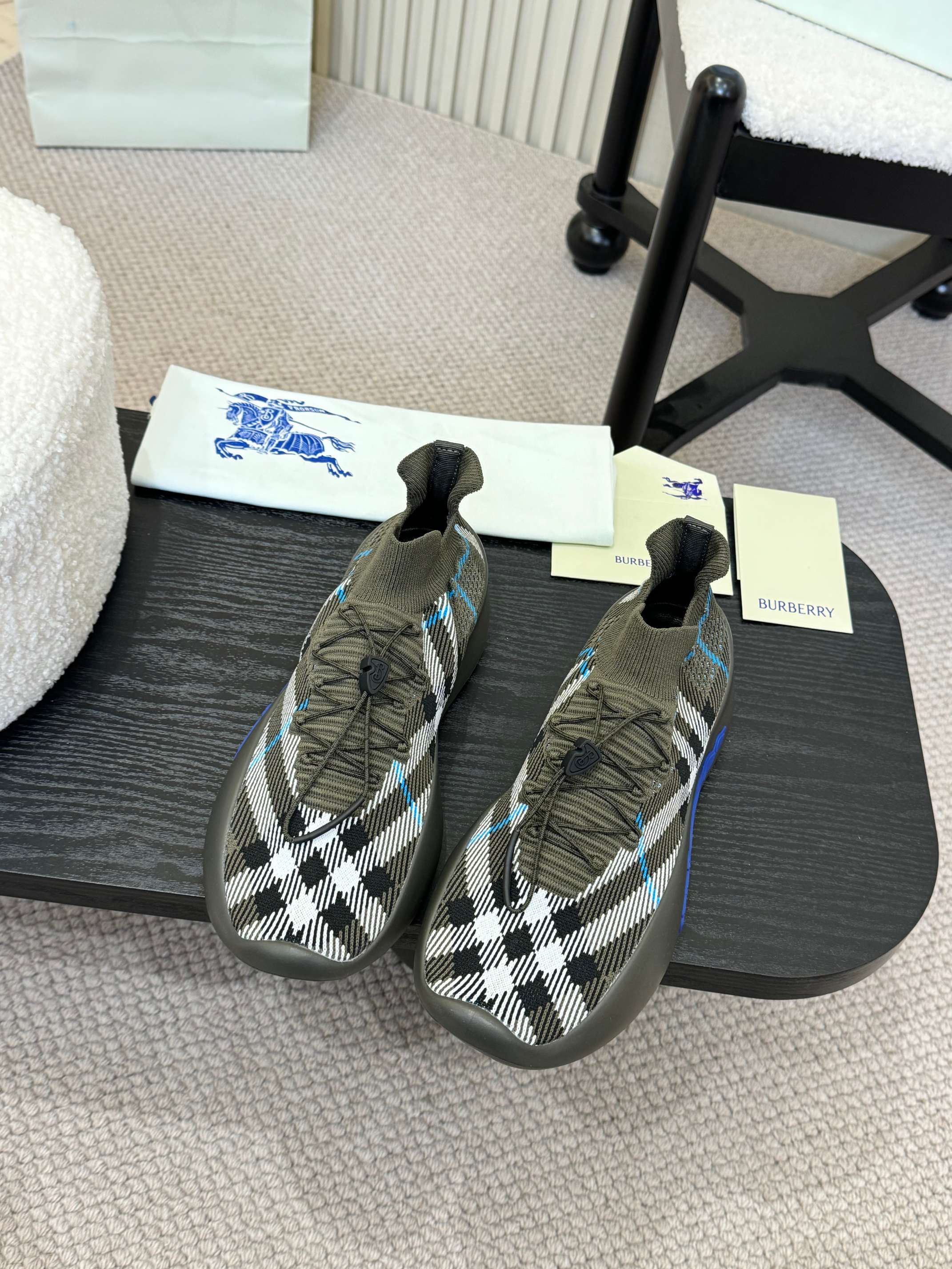 China Replica Burberry Women Shoes 102usd Only