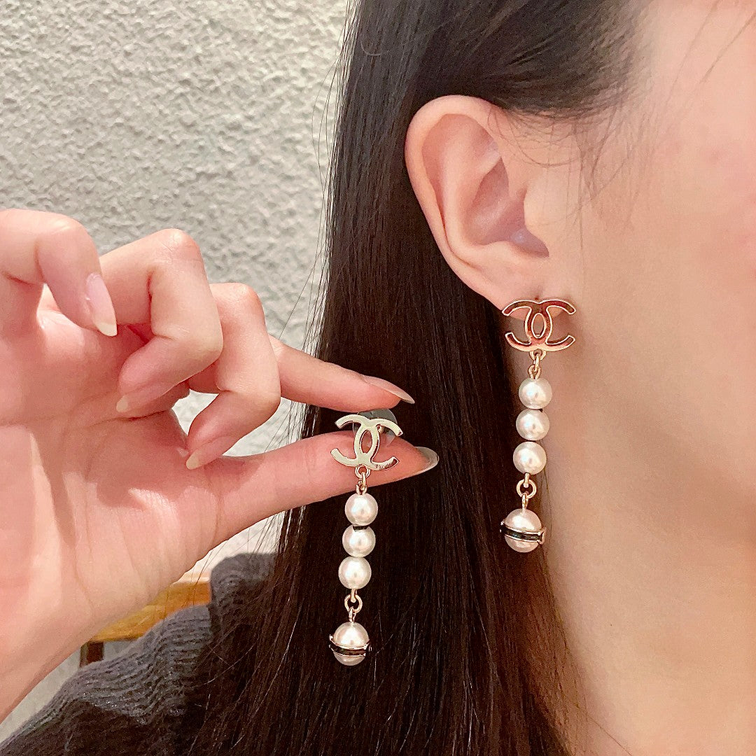 China Replica Chanel Earrings 42usd Only