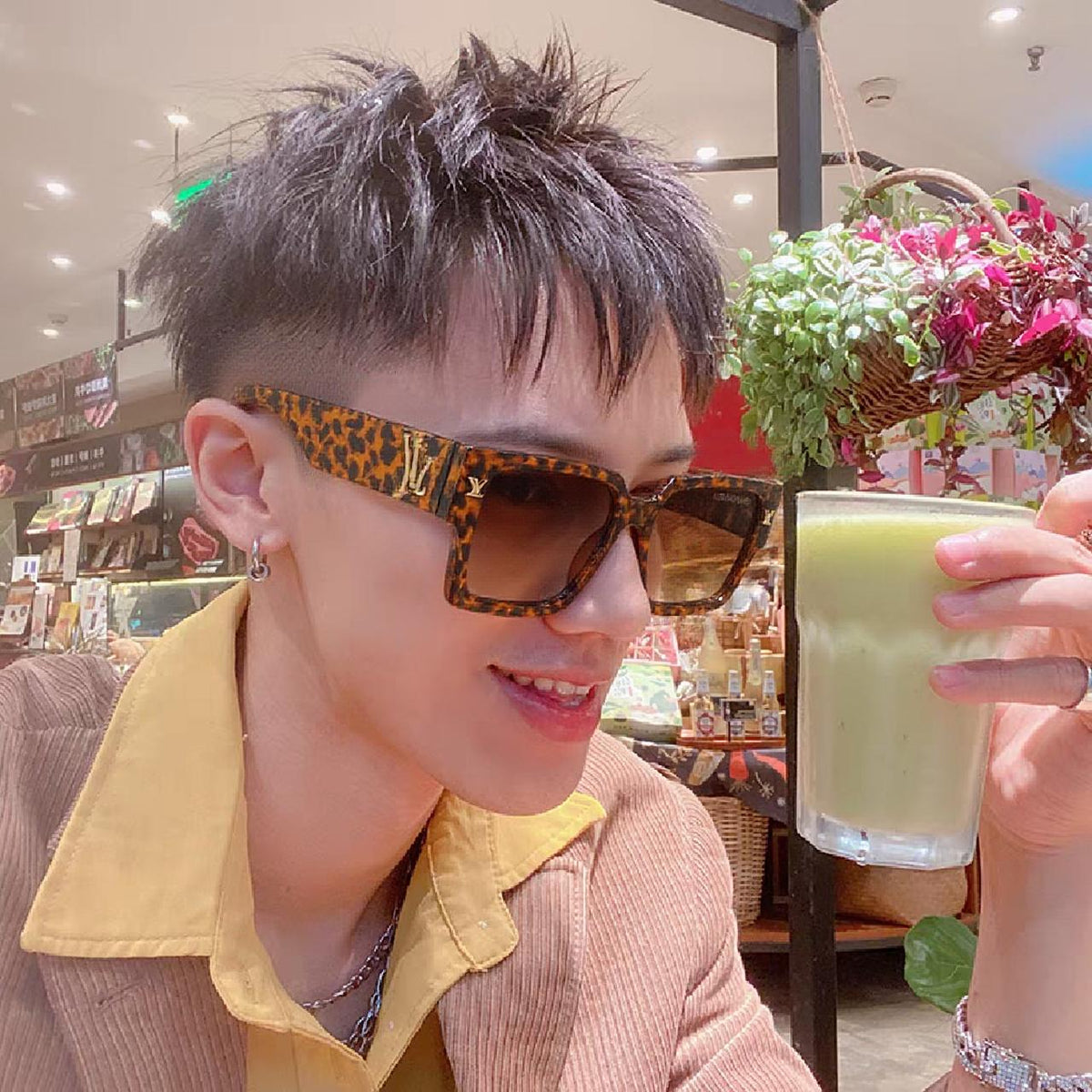 China Replica LV Sunglasses 30usd Only