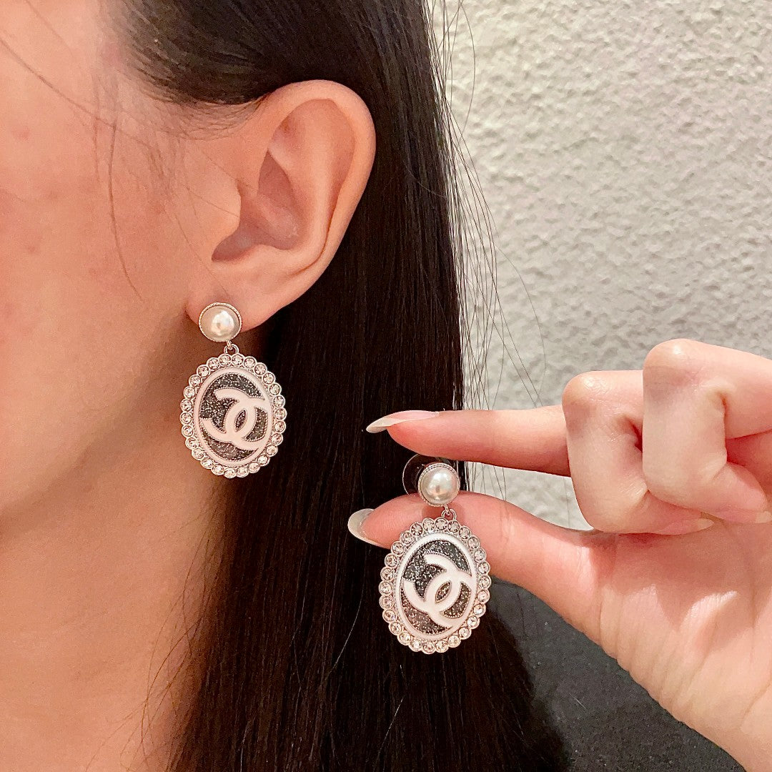 China Replica Chanel Earrings 40usd Only