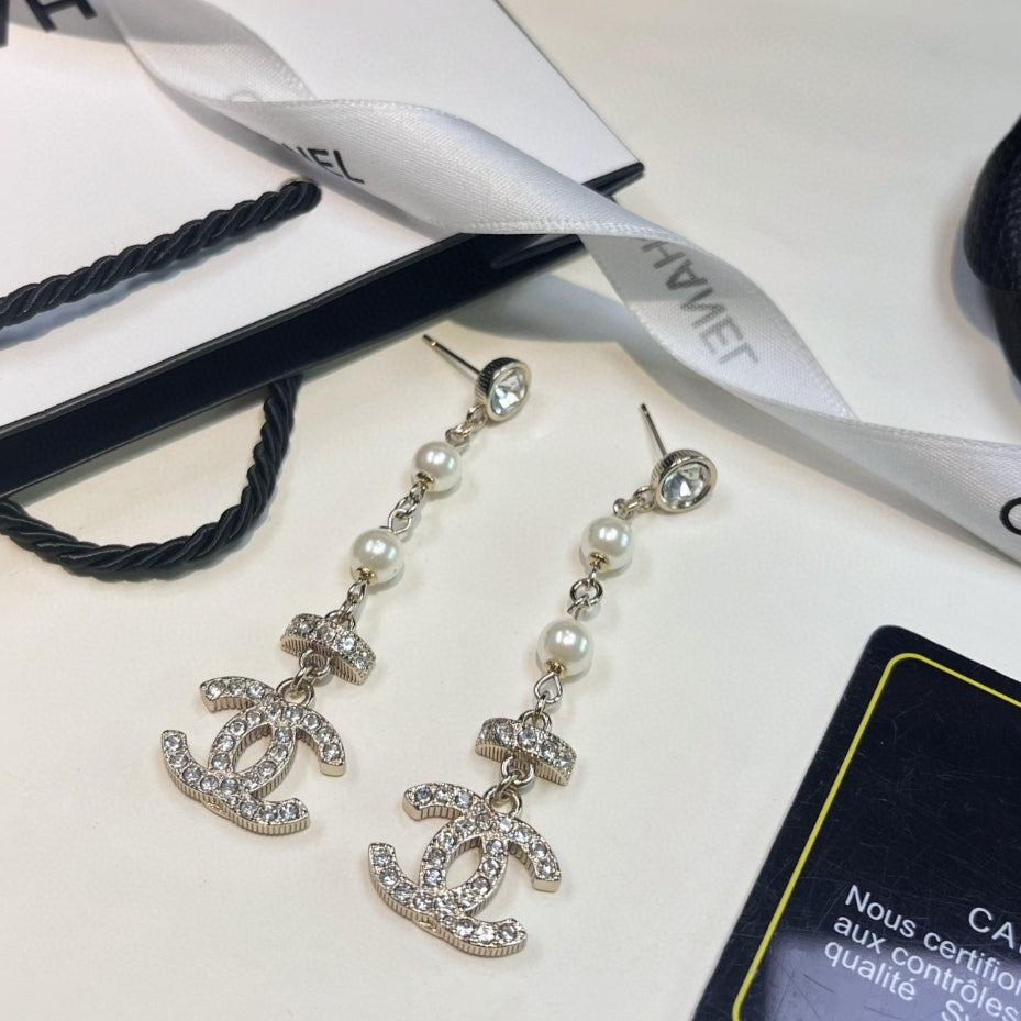 China Replica Chanel Earrings 28usd Only