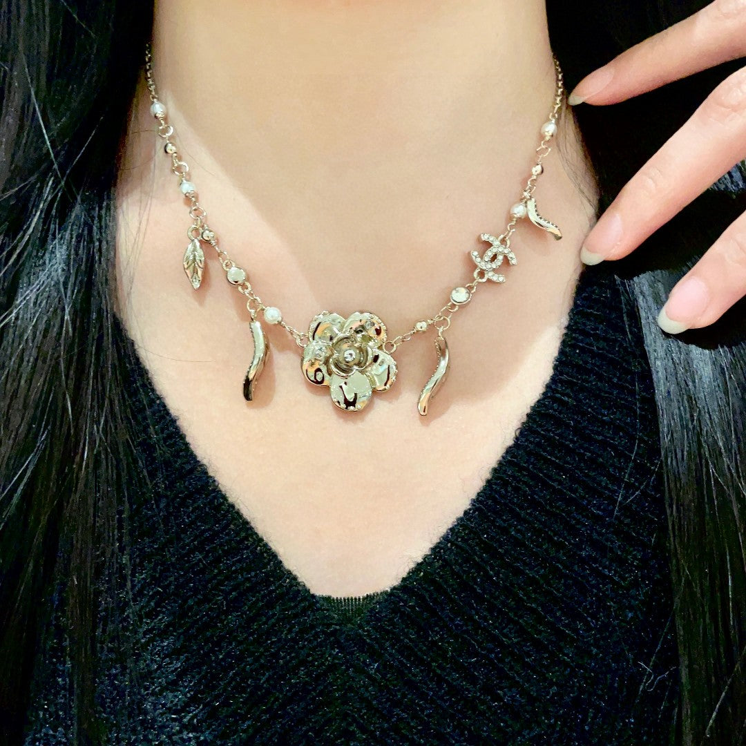 China Replica Chanel Necklaces 45usd Only