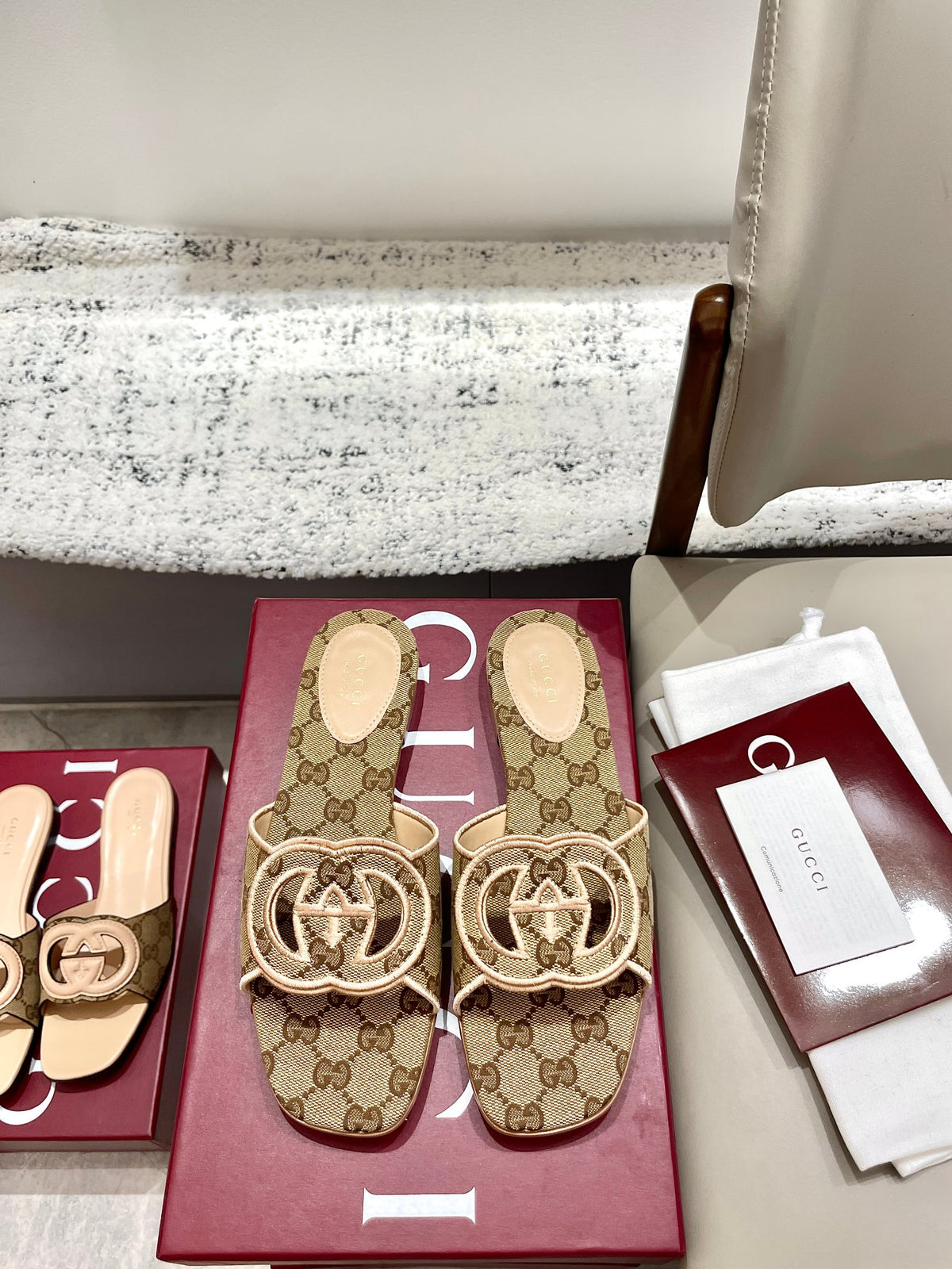 China Replica Gucci Women Shoes 88usd Only