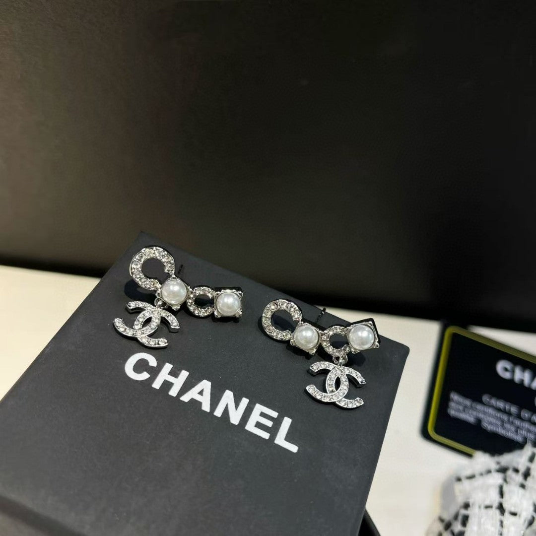 China Replica Chanel Earrings 25usd Only