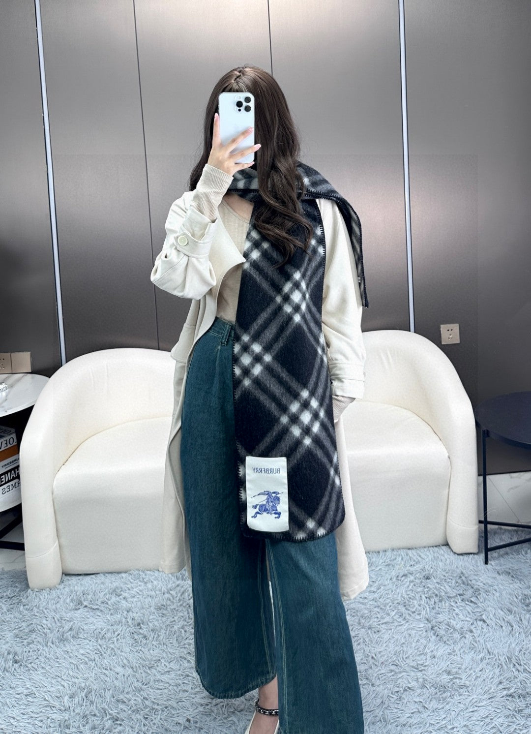 China Replica Burberry Scarf 54usd Only