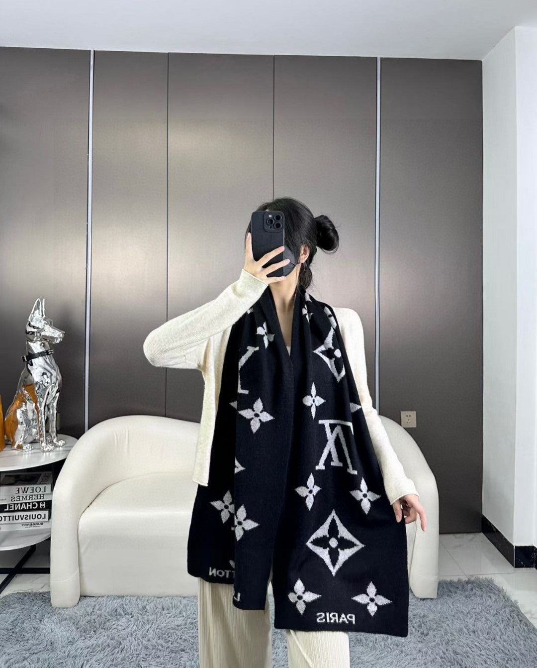 China Replica LV Scarf 58usd Only