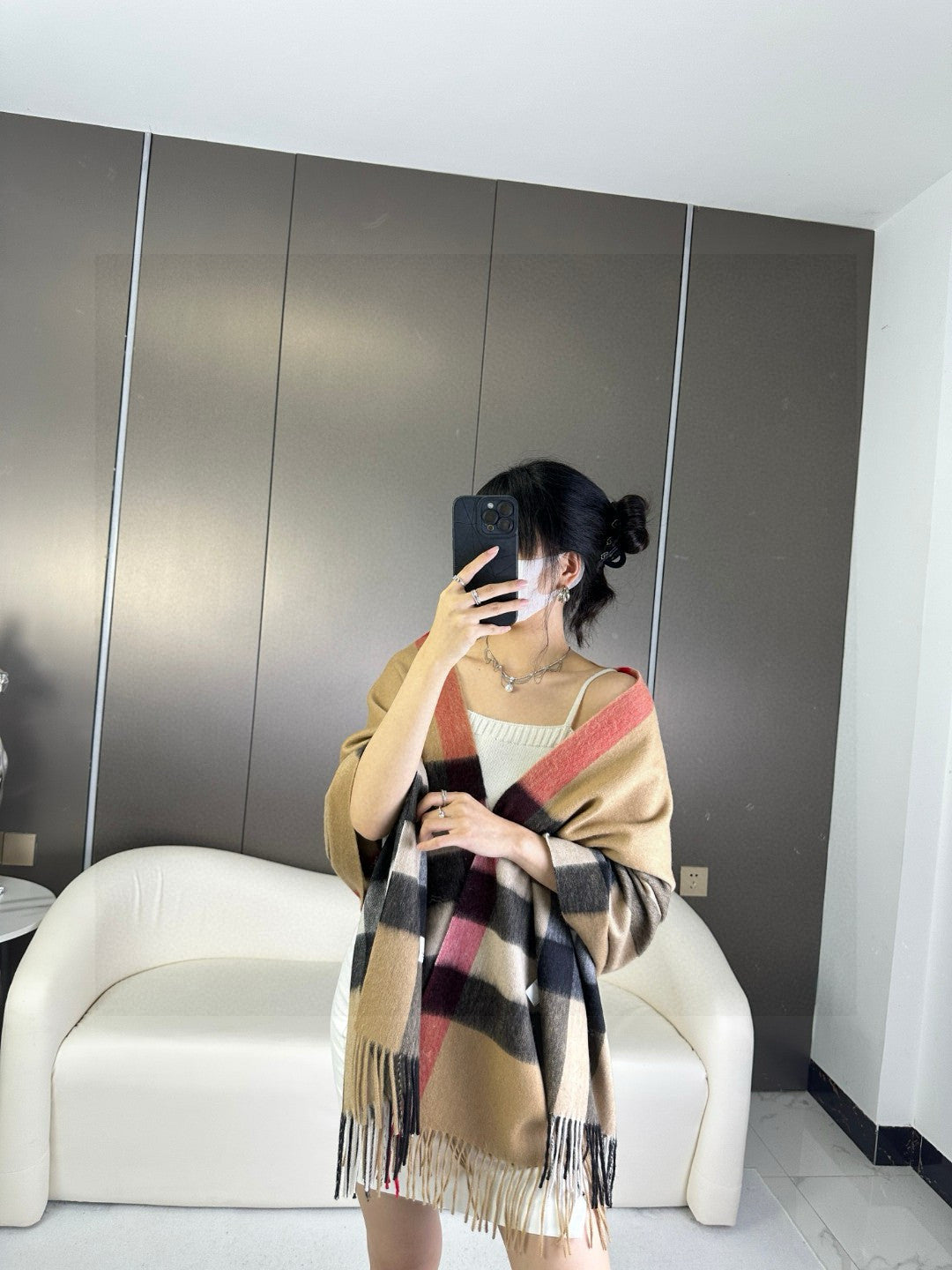 China Replica Burberry Scarf 42usd Only