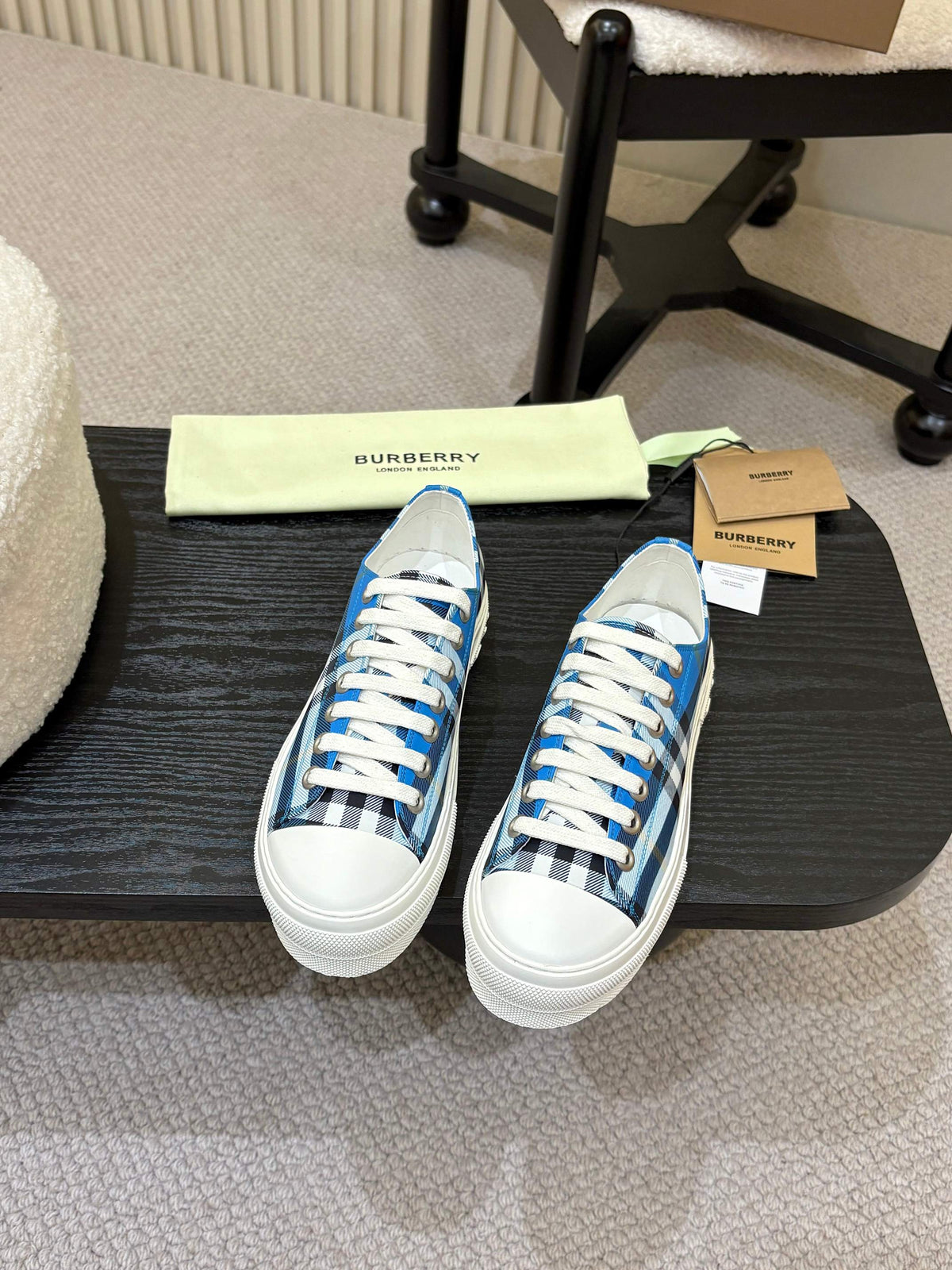 China Replica Burberry Women Shoes 91usd Only
