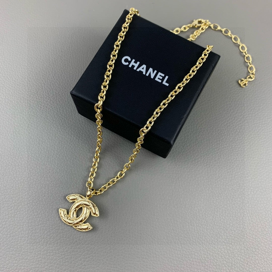 China Replica Chanel Necklaces 39usd Only