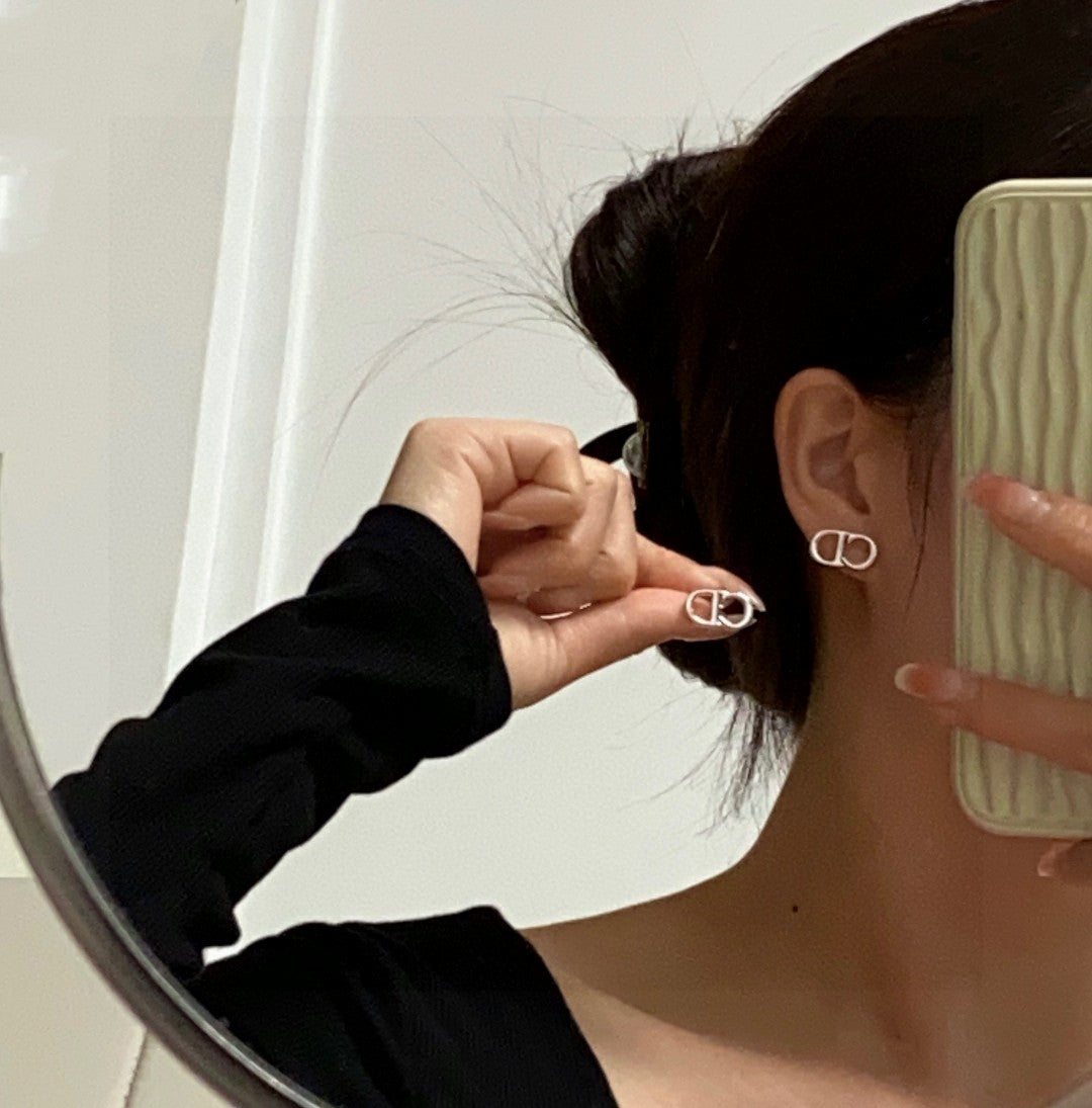 China Replica Dior Earrings 18usd Only