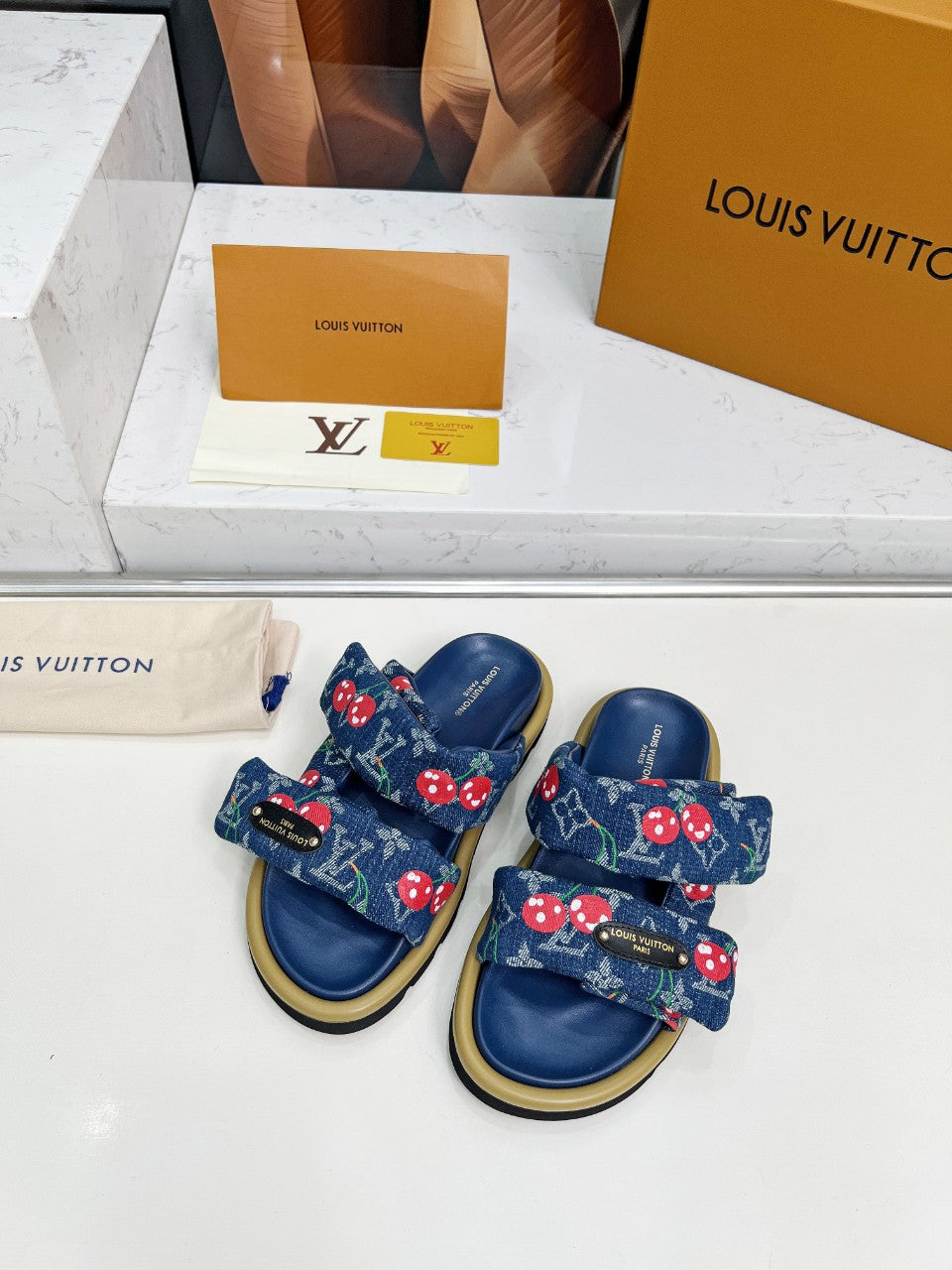 China Replica LV Women Shoes 70usd Only