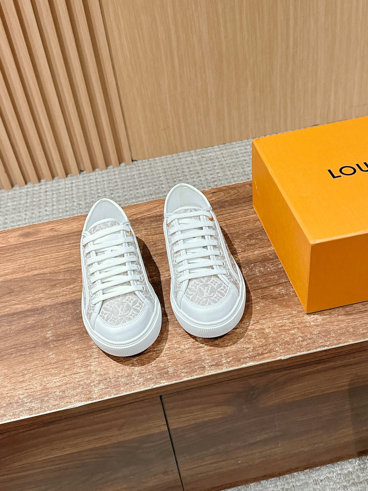 China Replica LV Women Shoes 102usd Only