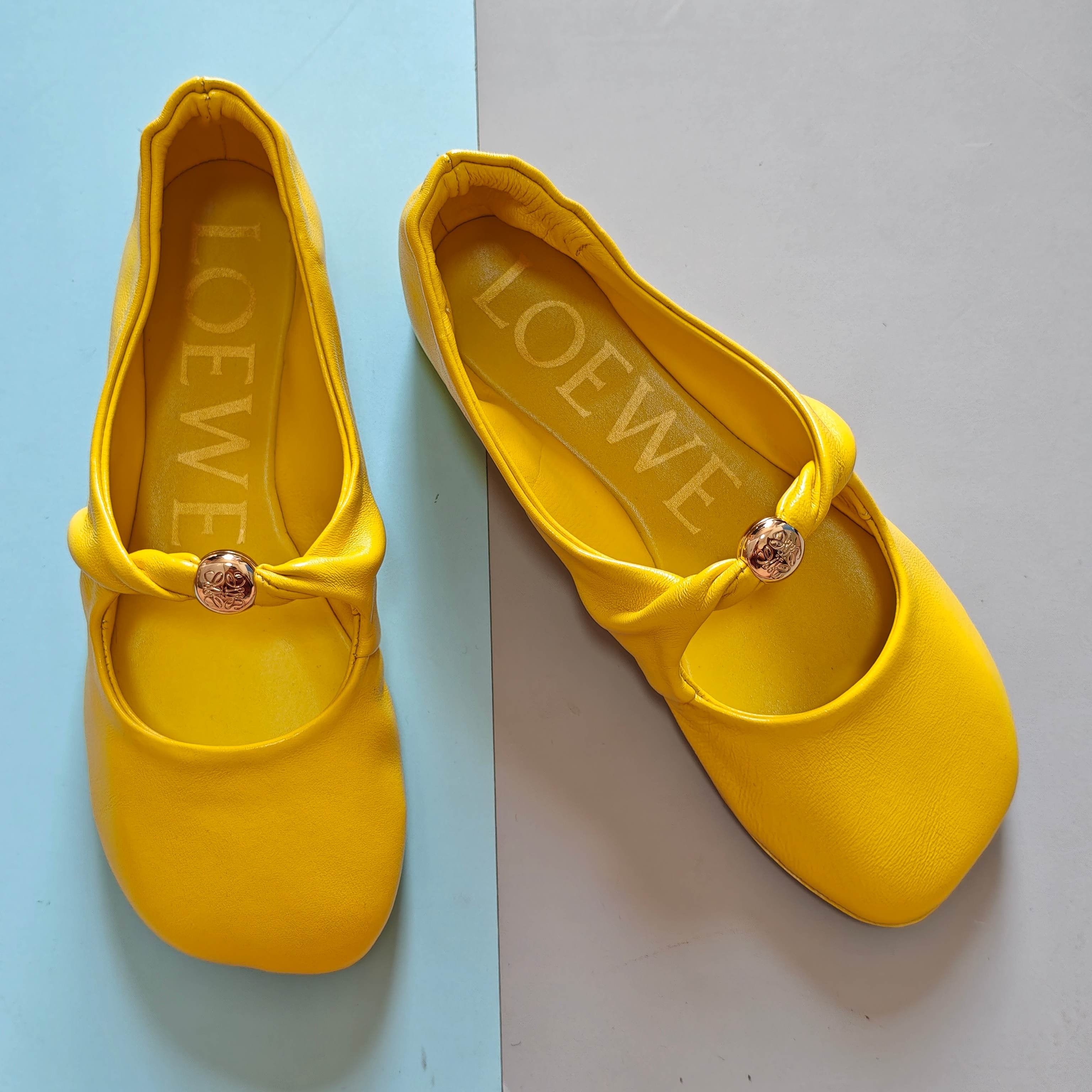 China Replica Loewe Women Shoes 88usd Only