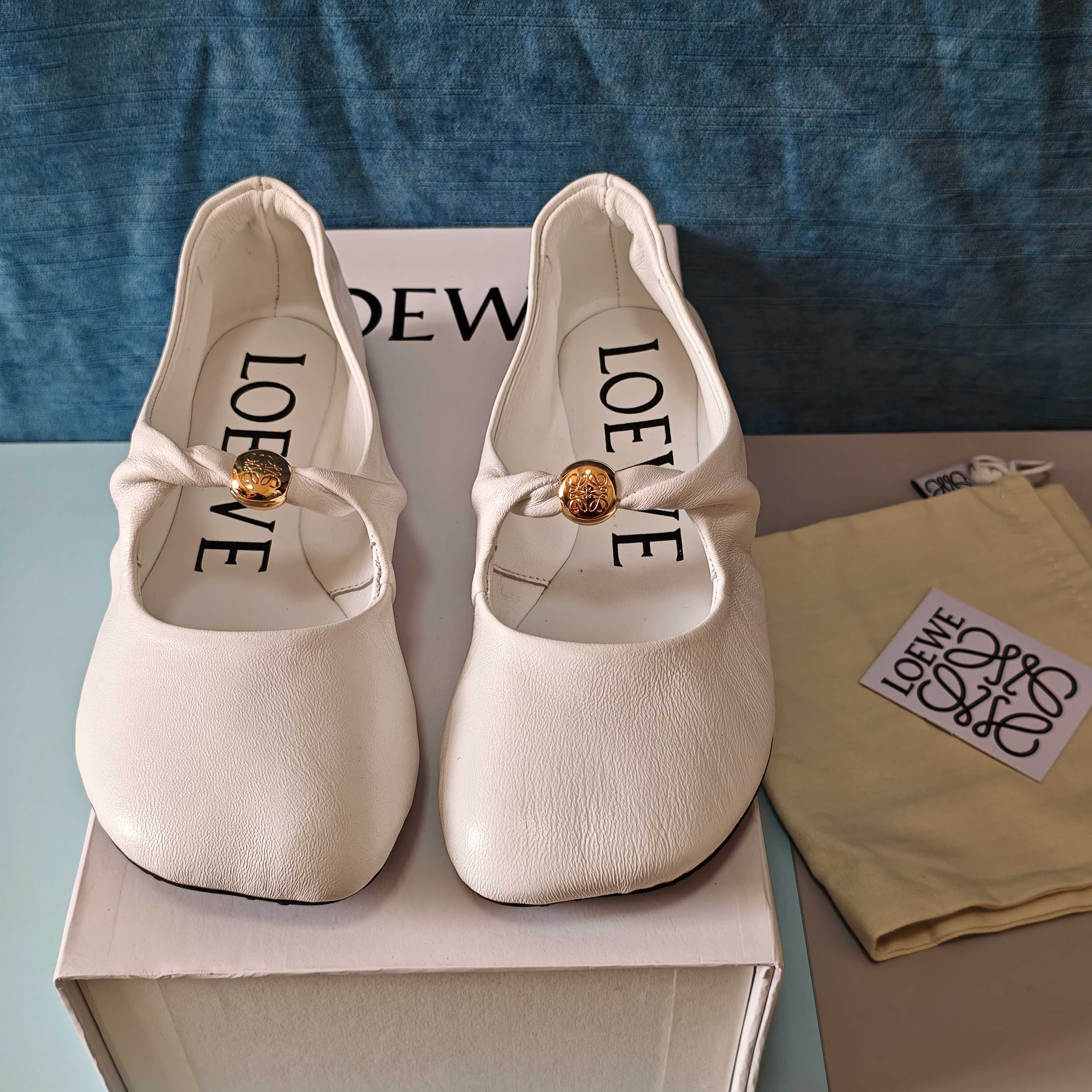 China Replica Loewe Women Shoes 88usd Only